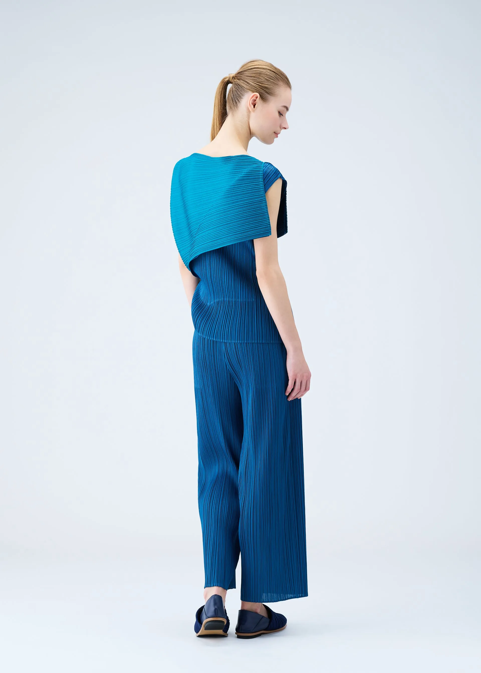 BIRD OF PARADISE PANTS sold by Issey Miyake product image thumbnail 4