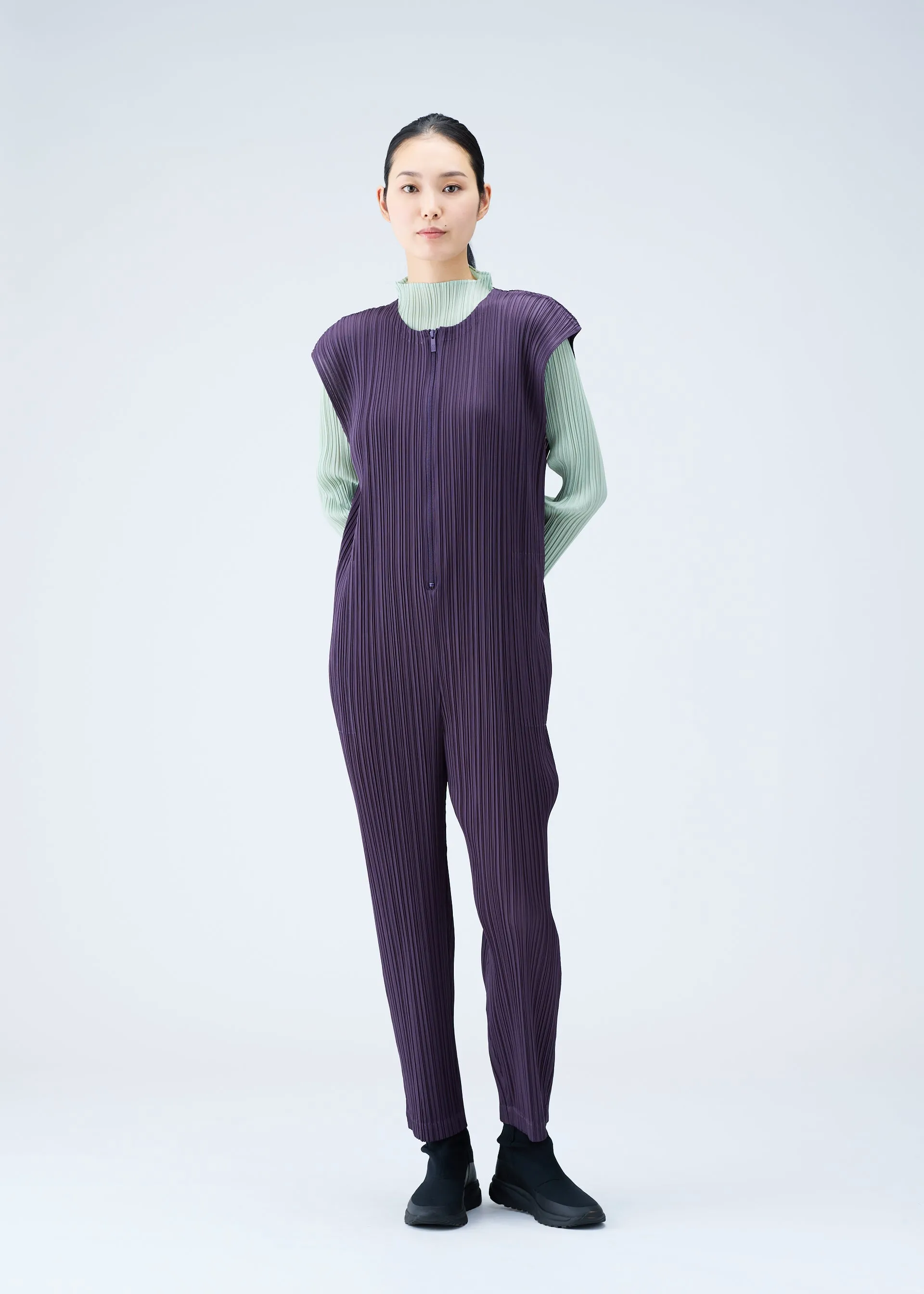 MONTHLY COLORS : NOVEMBER JUMPSUIT sold by Issey Miyake product image thumbnail 2