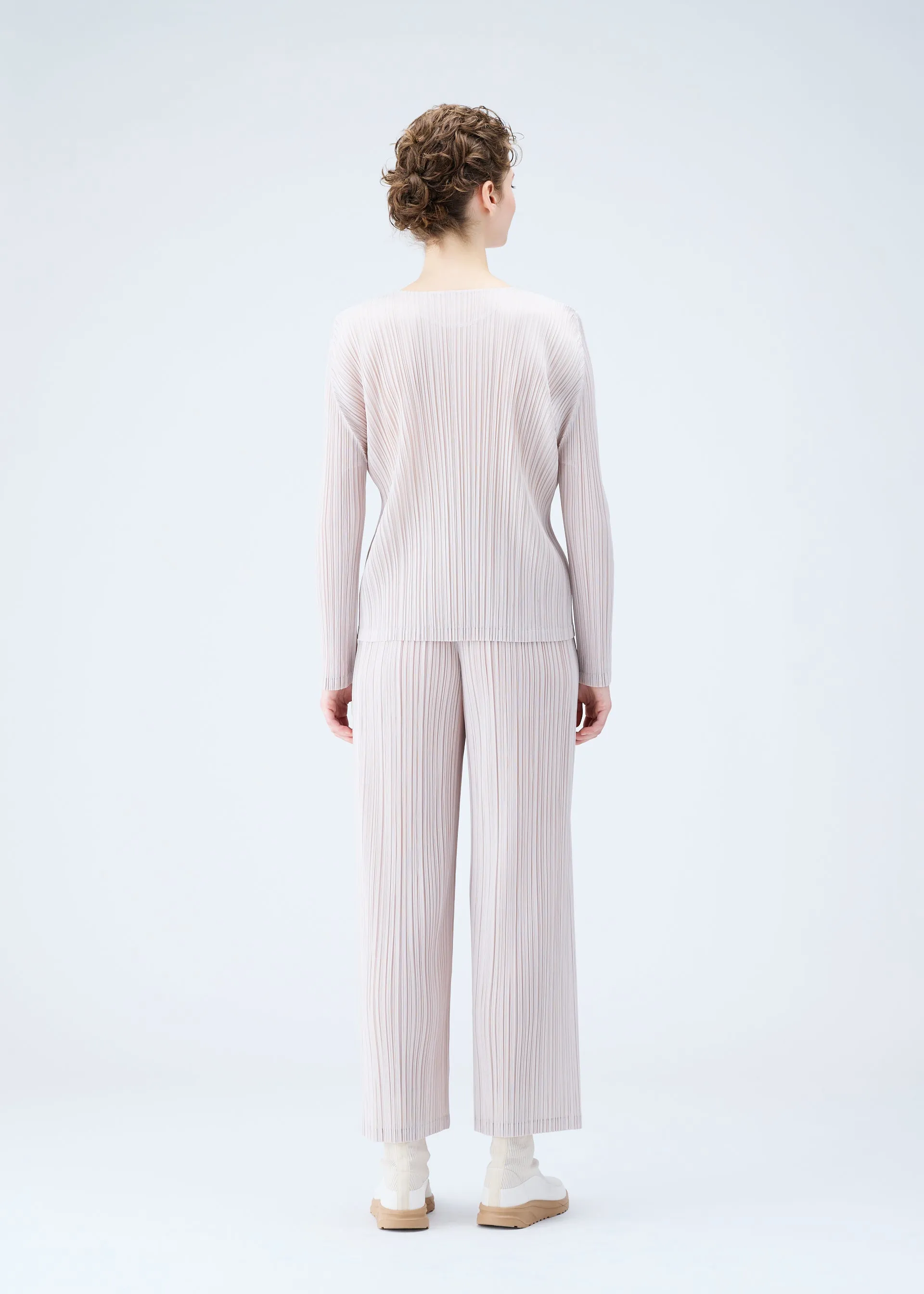 MONTHLY COLORS : DECEMBER PANTS sold by Issey Miyake product image thumbnail 4