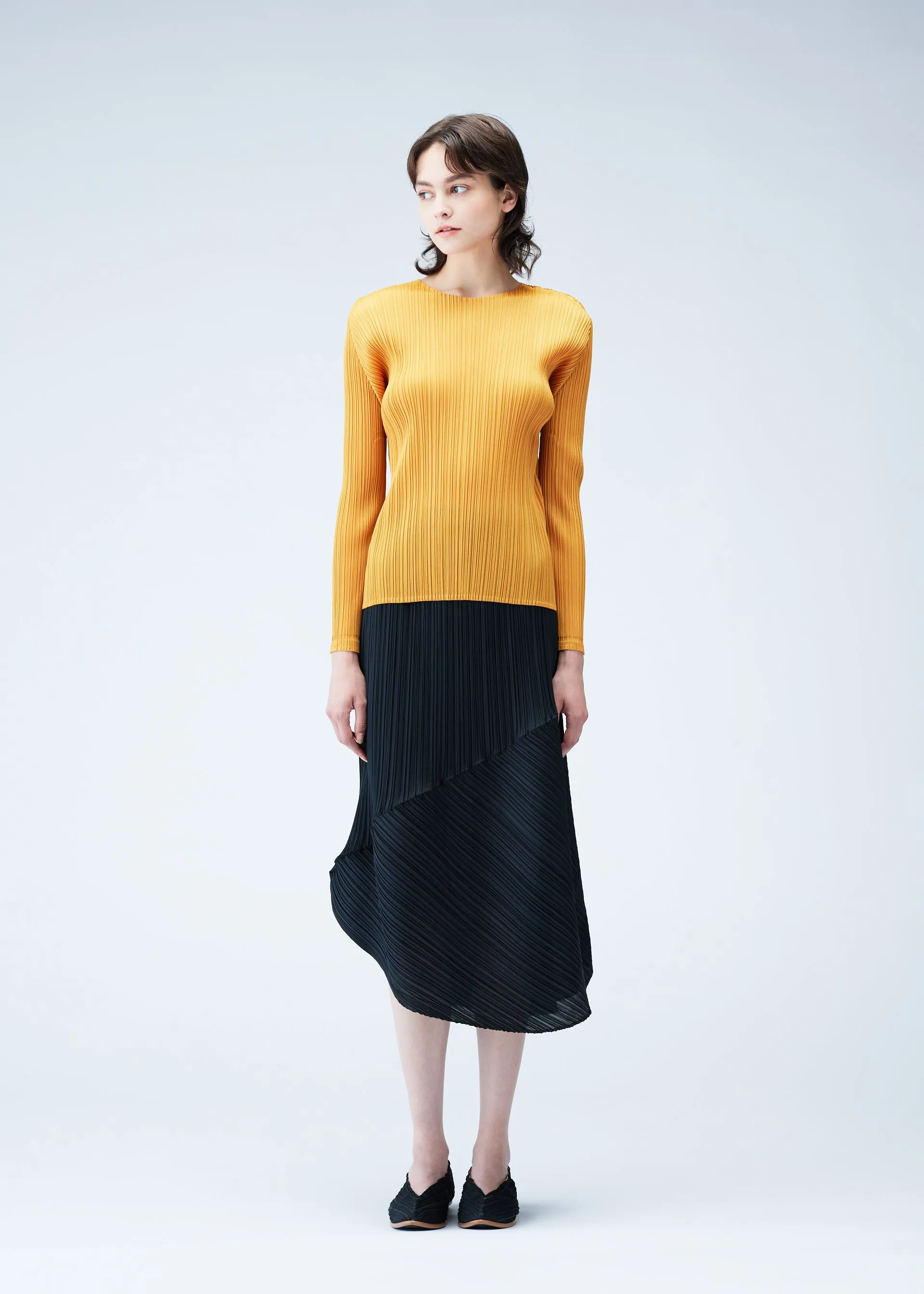 PEANUTS sold by Issey Miyake product image thumbnail 4
