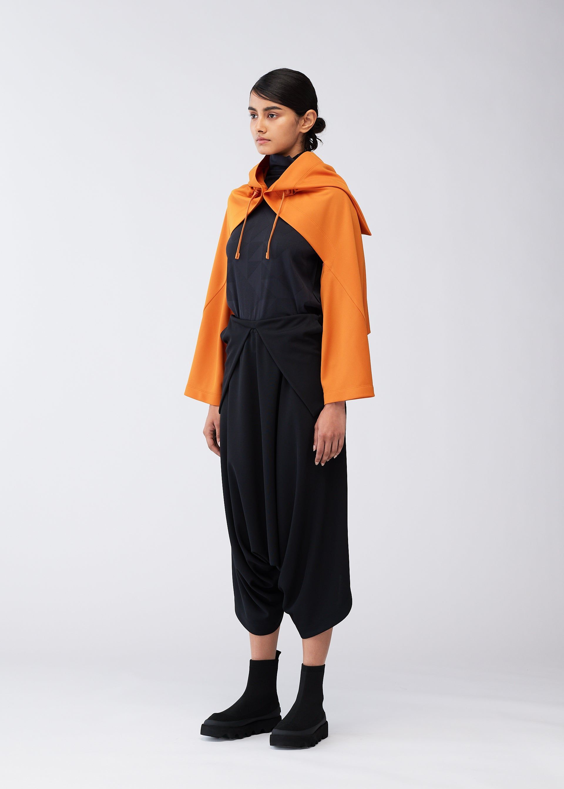 132 5.? CARDIGAN sold by Issey Miyake product image thumbnail 5