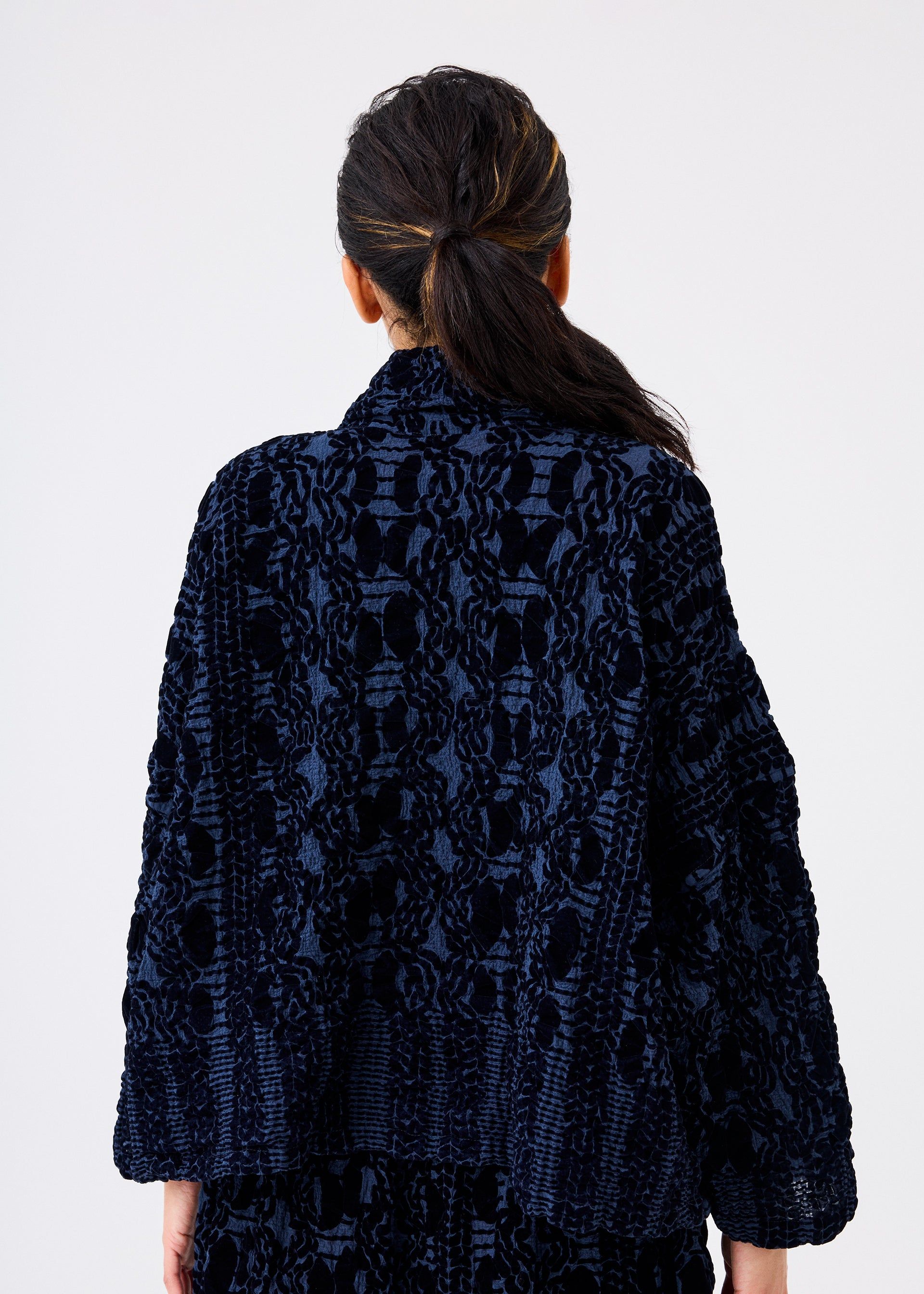 ARAN KNIT FLOCKY CAULIFLOWER CARDIGAN sold by Issey Miyake product image thumbnail 3