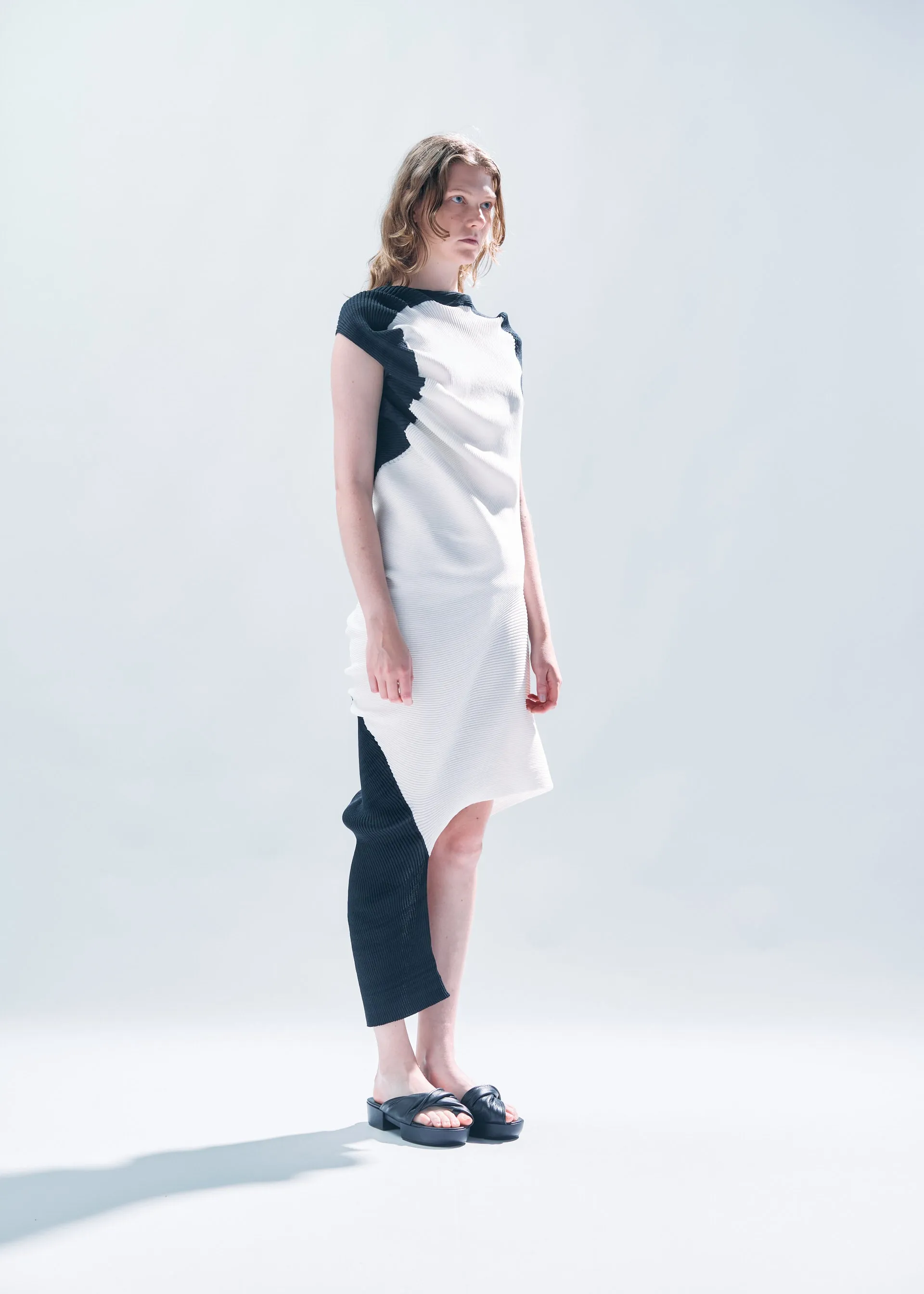 AERATE DRESS sold by Issey Miyake product image thumbnail 5