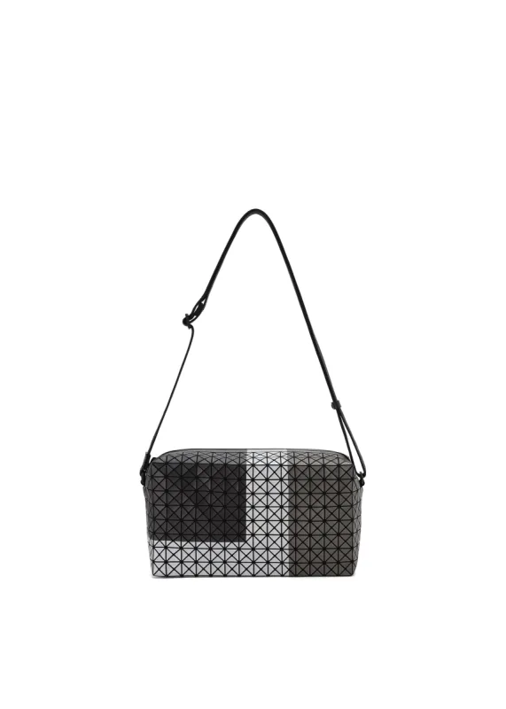 SADDLE BAG TRES sold by Issey Miyake