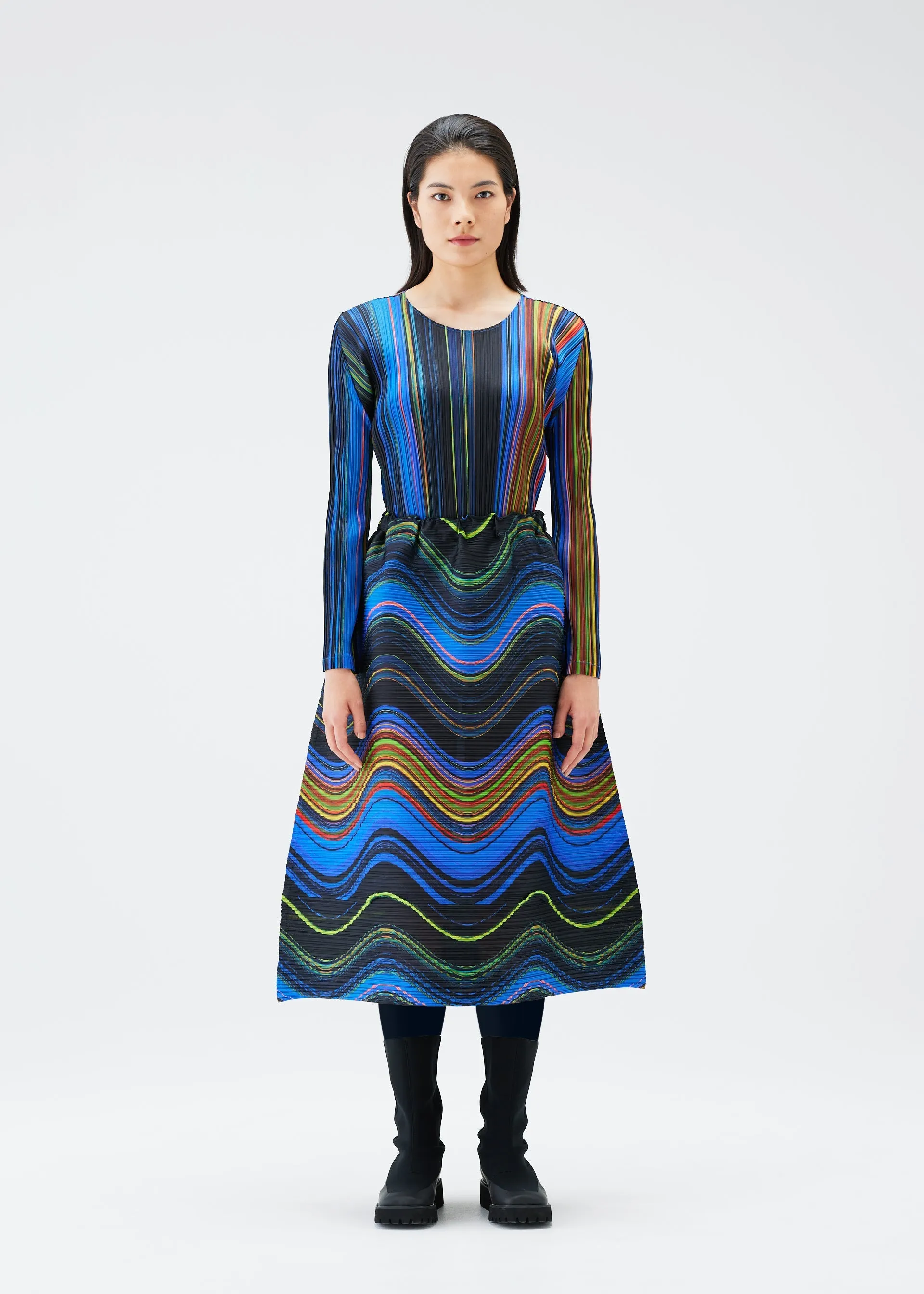 WARP sold by Issey Miyake product image thumbnail 4