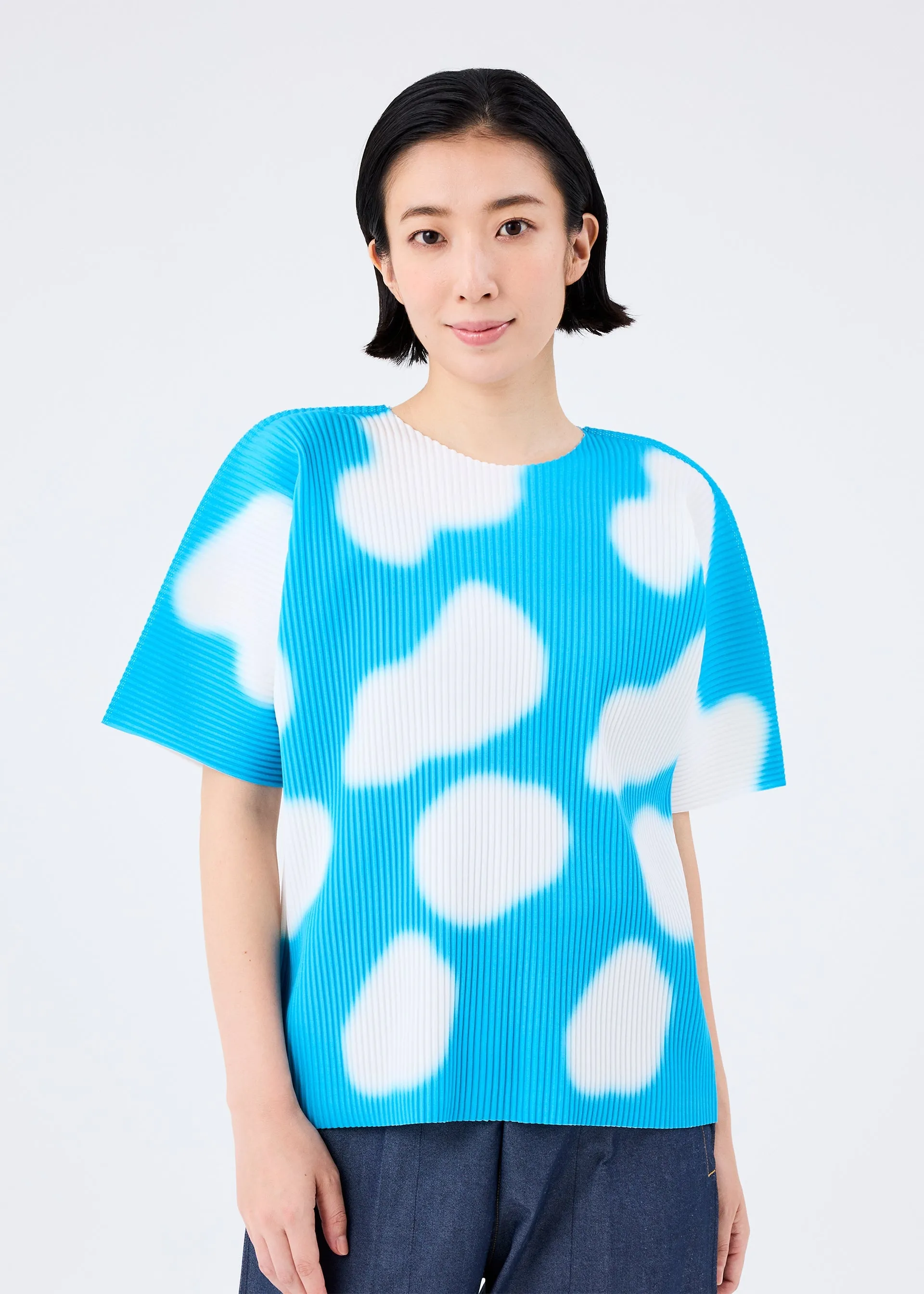 KUMO FINE KNIT PLEATS T sold by Issey Miyake product image thumbnail 4