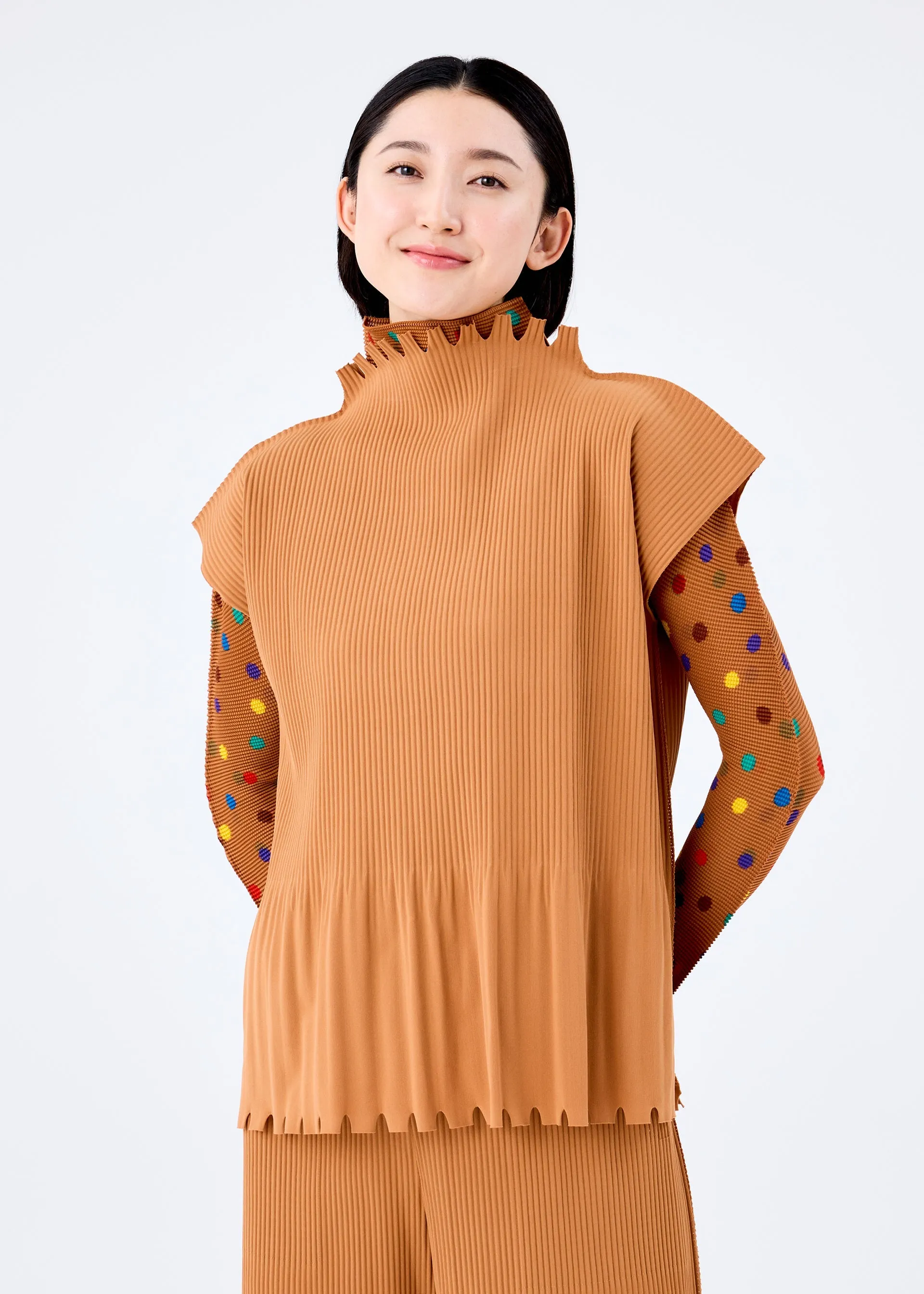 MELLOW FRINGE PLEATS sold by Issey Miyake product image thumbnail 5