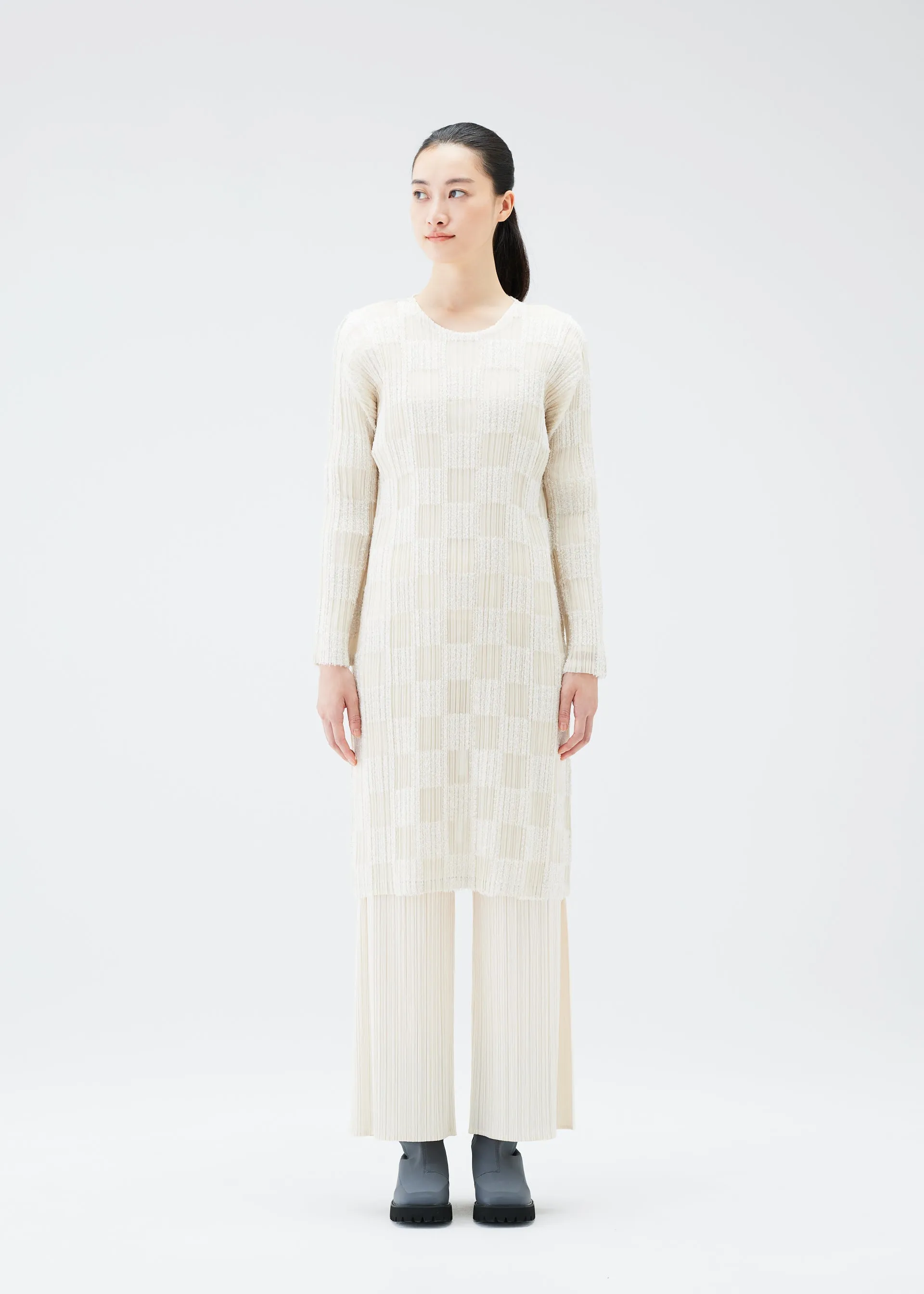 NEBULA sold by Issey Miyake product image thumbnail 5