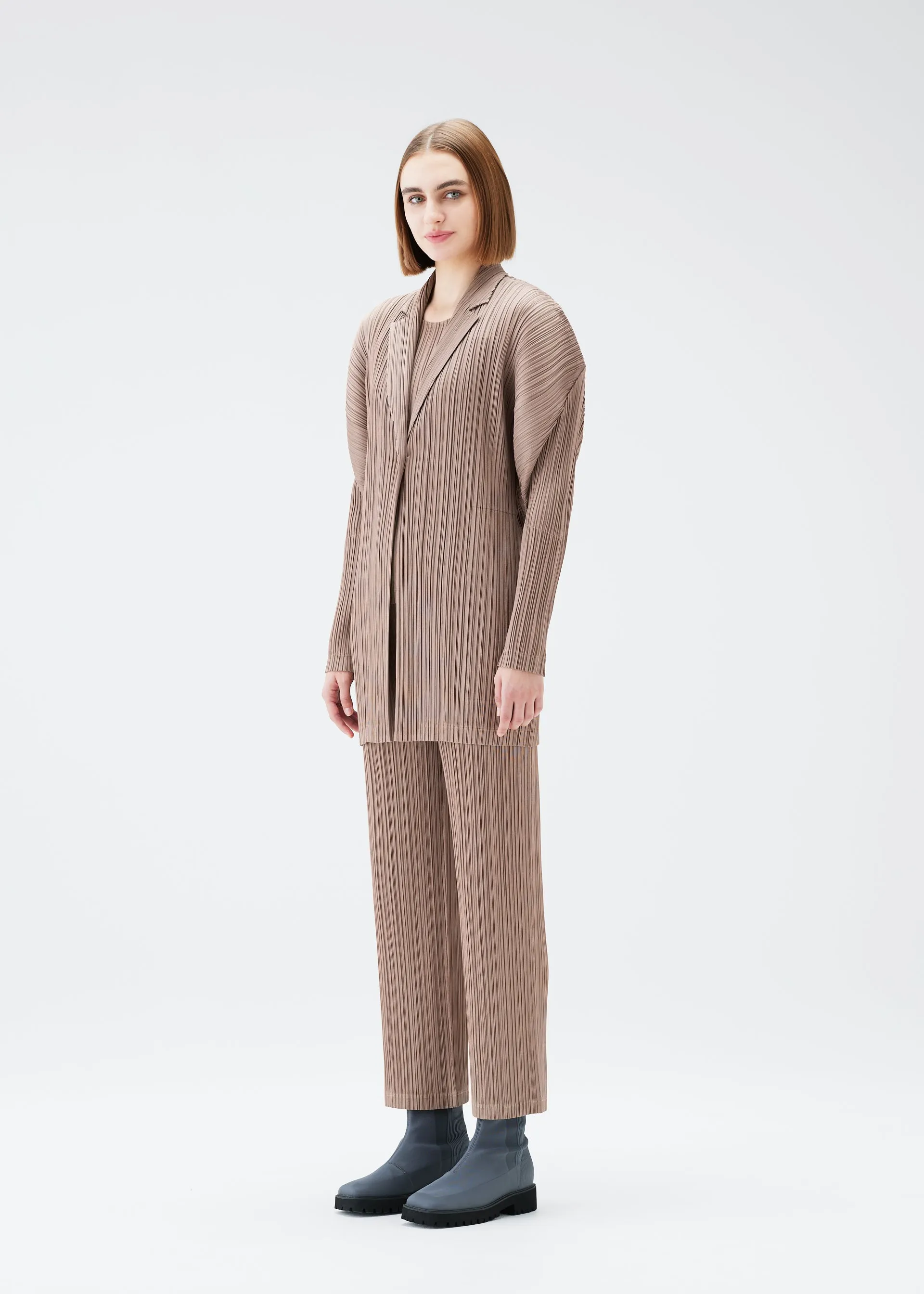 FORWARD 4 sold by Issey Miyake product image thumbnail 3