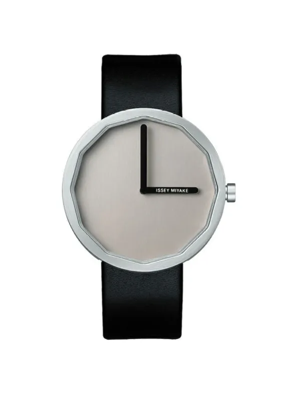 TWELVE　Designed by Naoto Fukasawa sold by Issey Miyake