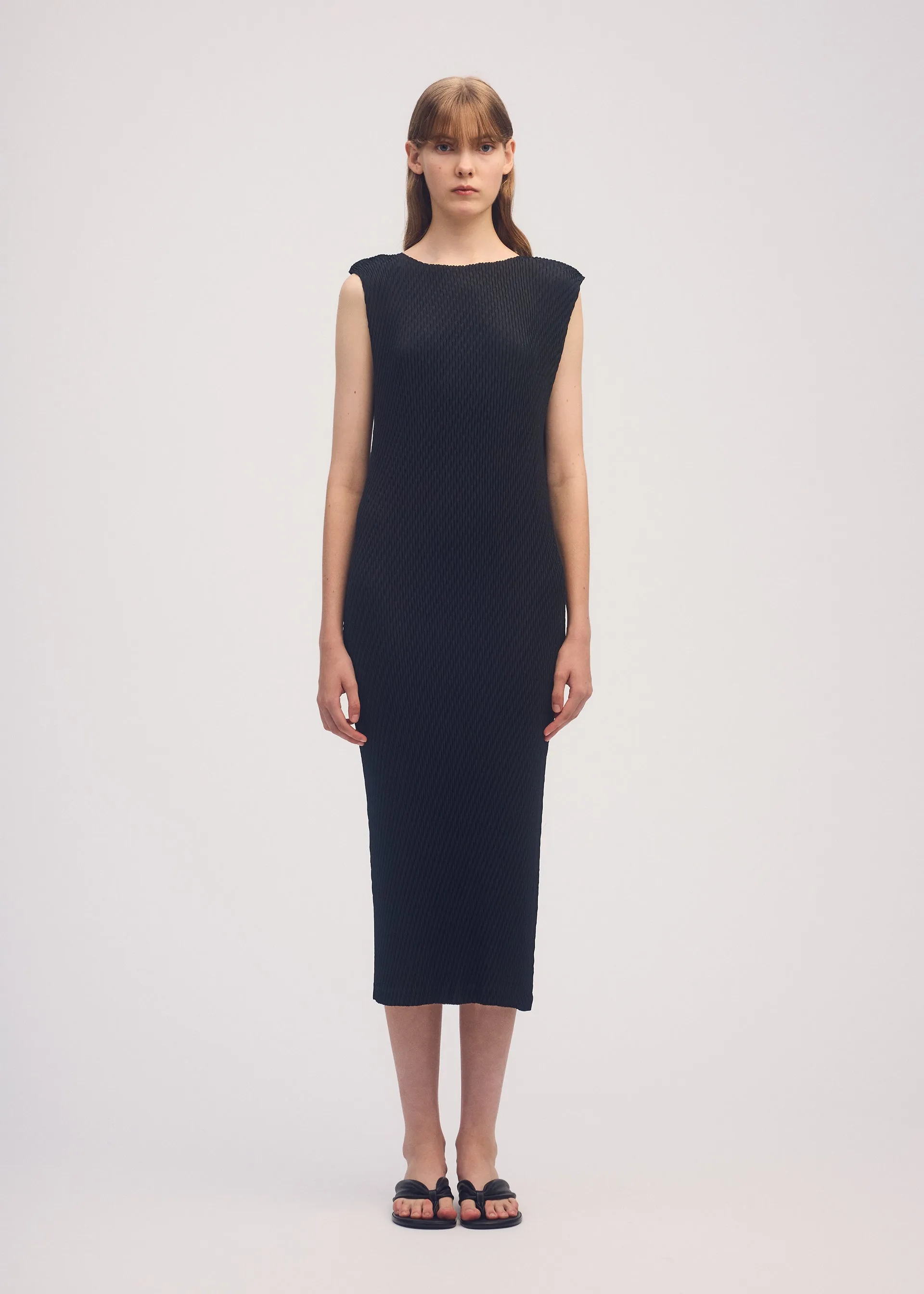 RHOMBUS PLEATS sold by Issey Miyake product image thumbnail 4