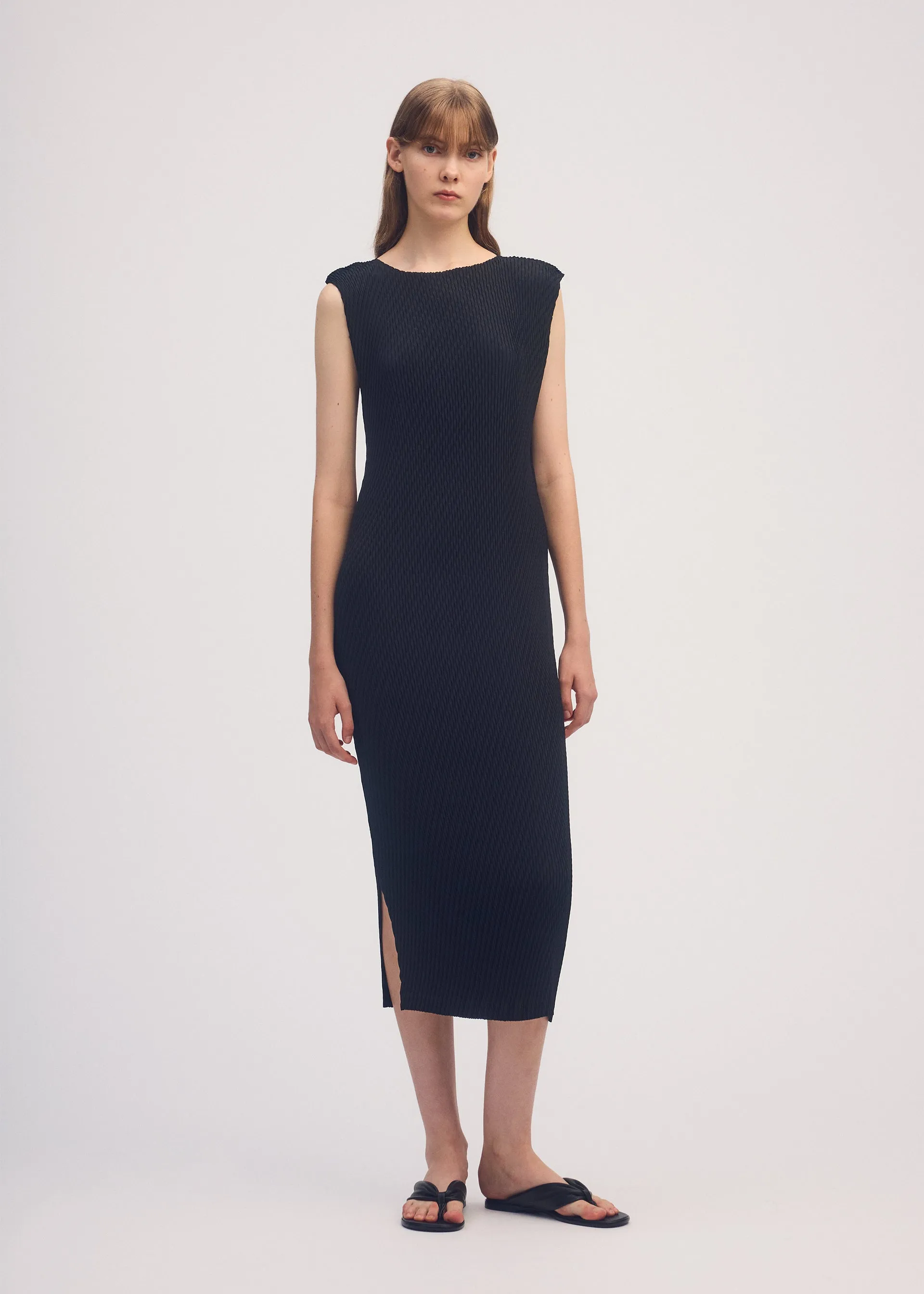 RHOMBUS PLEATS sold by Issey Miyake product image thumbnail 5