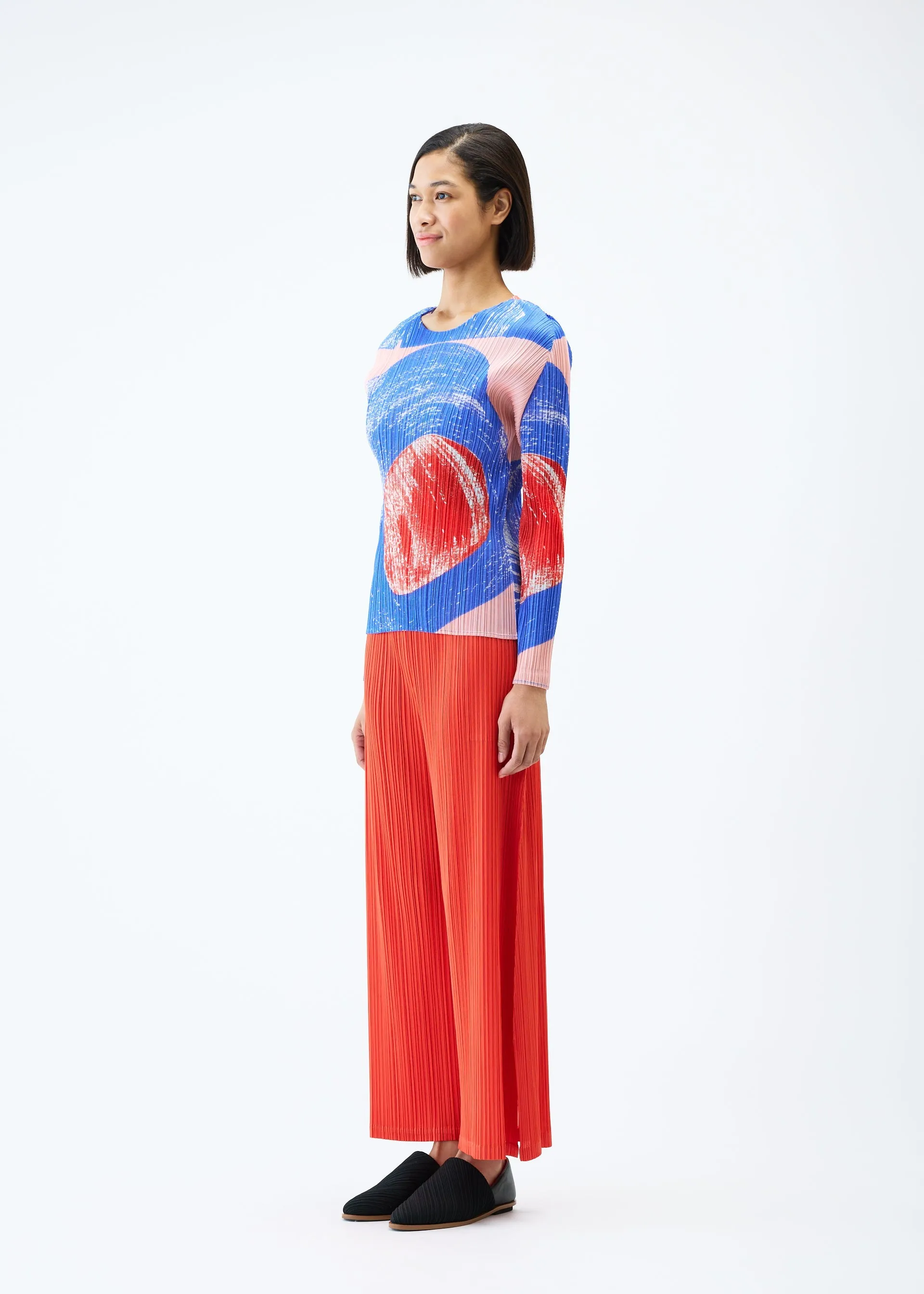 BACKLIGHT sold by Issey Miyake product image thumbnail 5