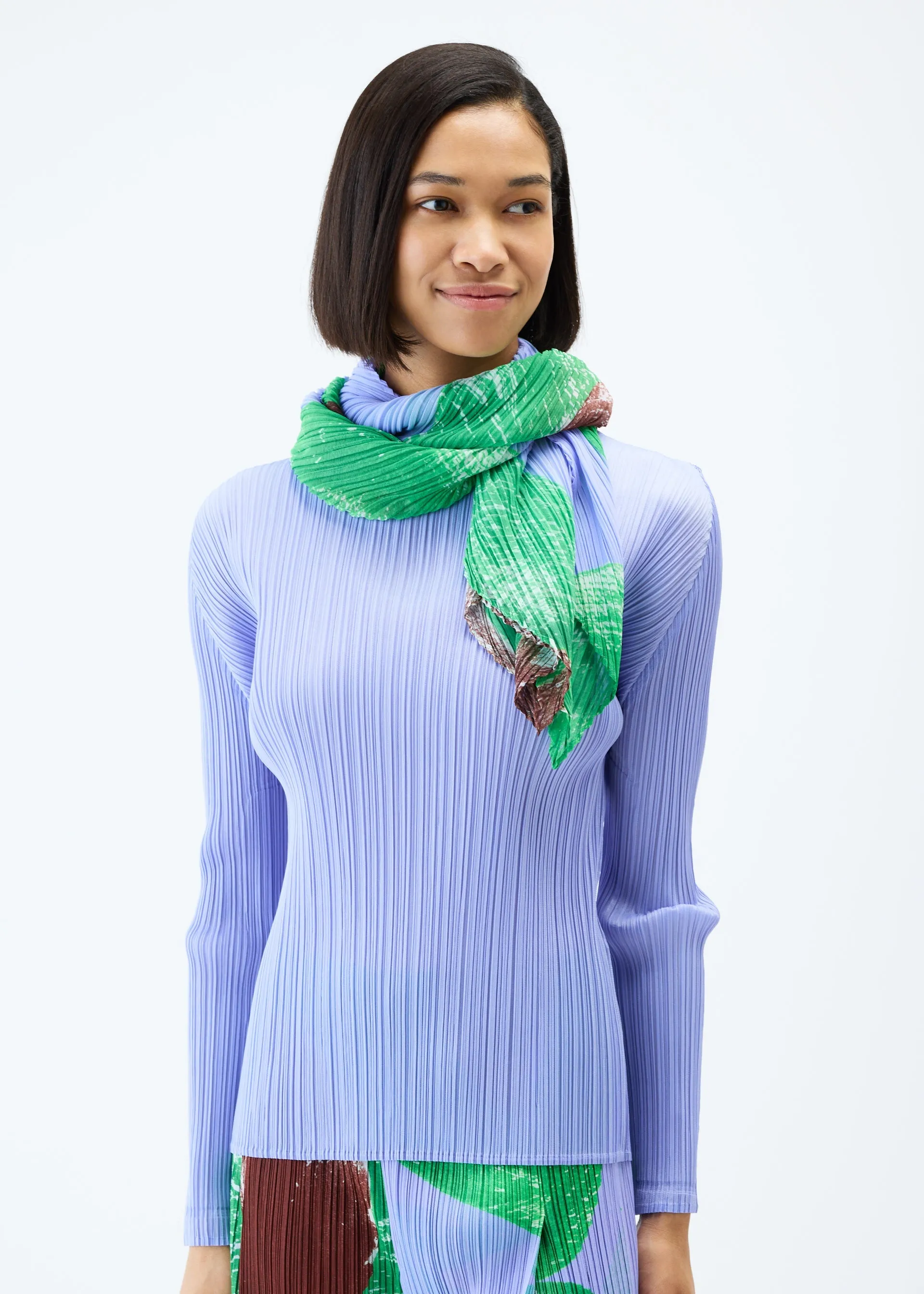 BACKLIGHT SCARF sold by Issey Miyake product image thumbnail 5