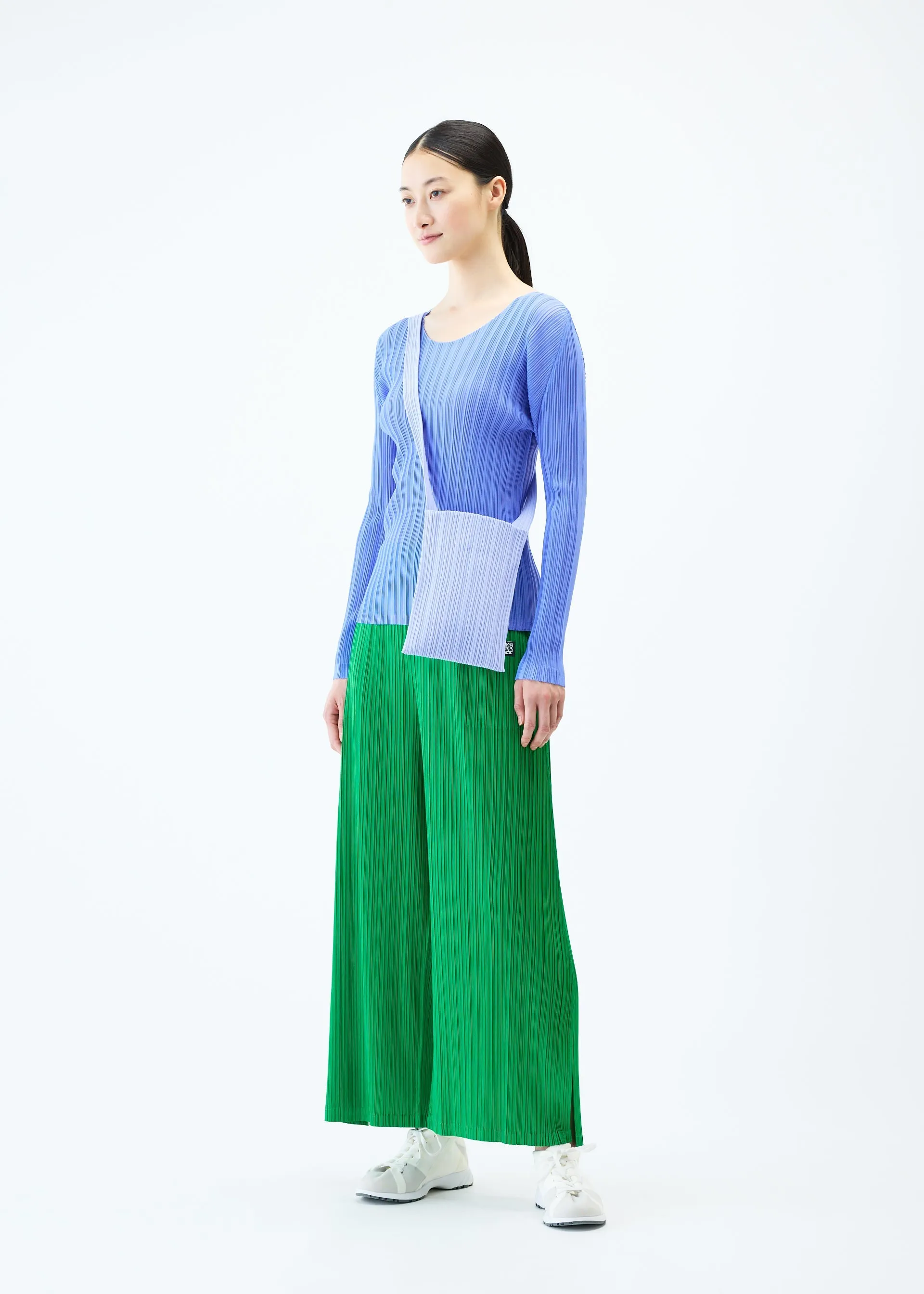 CREPE KNIT BAG sold by Issey Miyake product image thumbnail 5