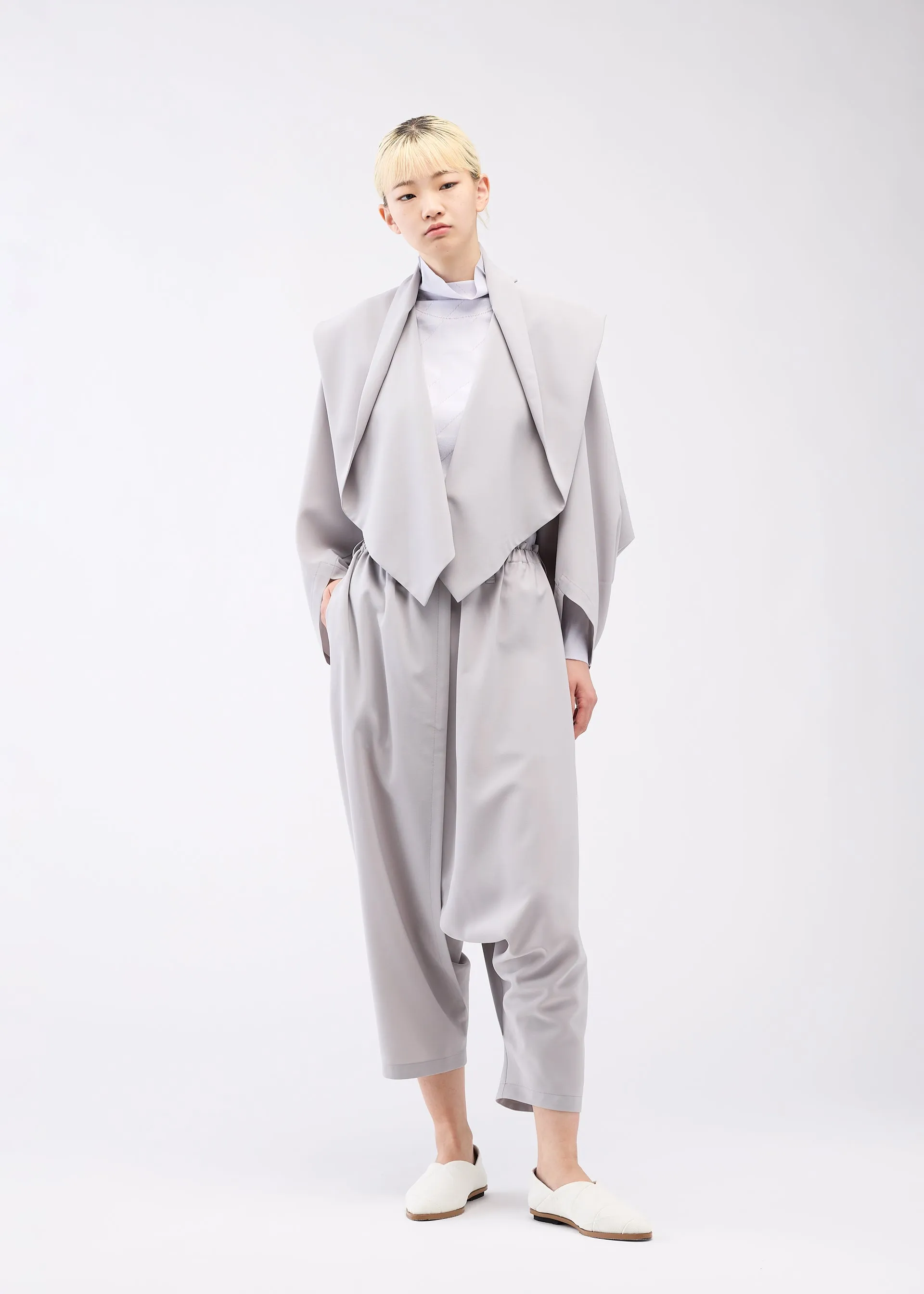 SEAMLESS 1 sold by Issey Miyake product image thumbnail 4
