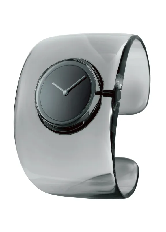 O-Bold　Designed by Tokujin Yoshioka sold by Issey Miyake