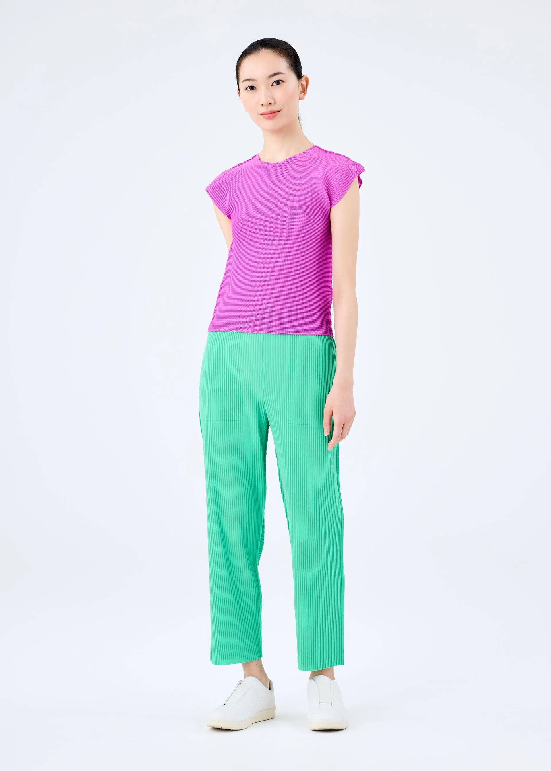 FINE KNIT PLEATS BOTTOM 2 sold by Issey Miyake product image thumbnail 4