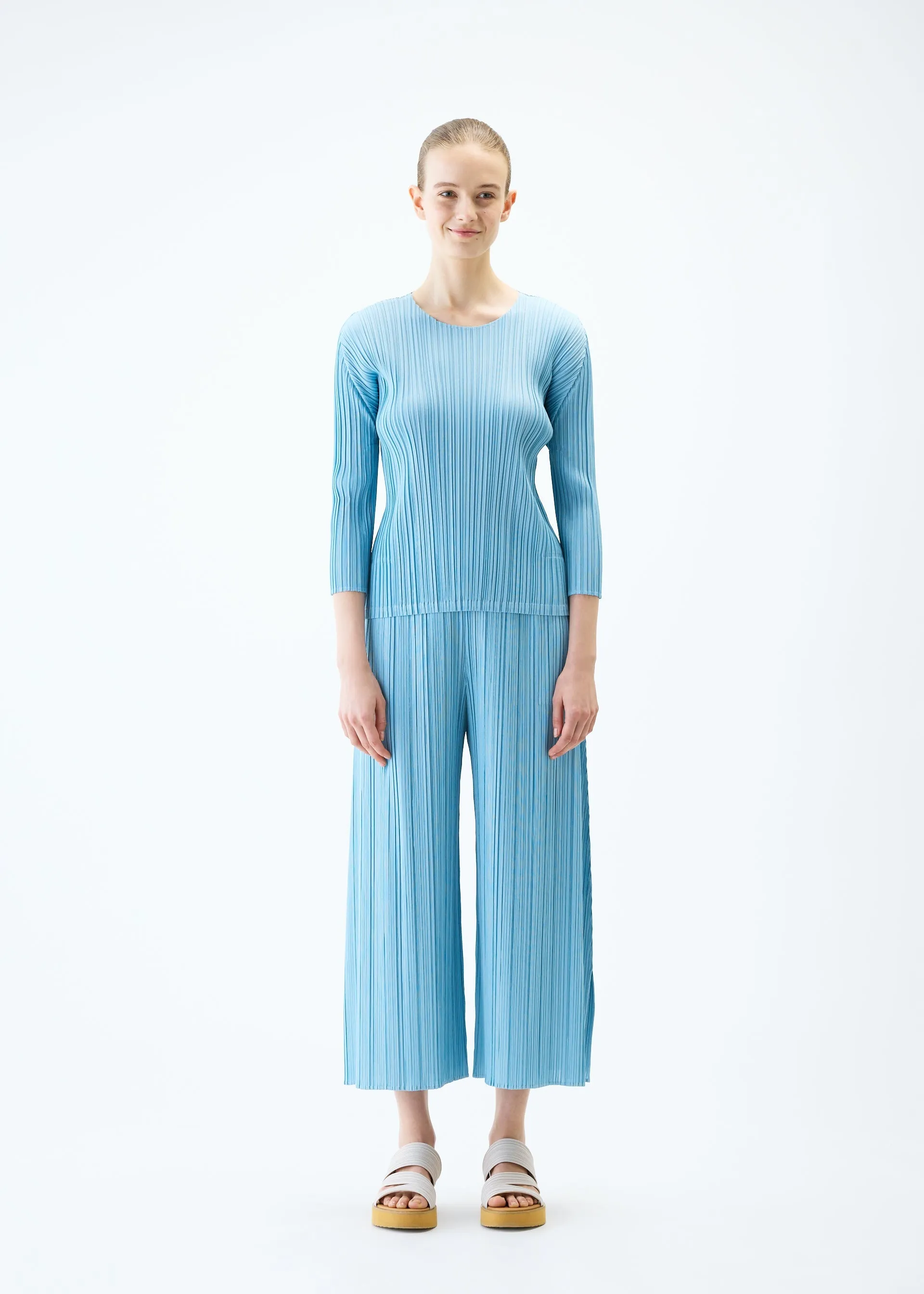 MELLOW PLEATS sold by Issey Miyake product image thumbnail 5