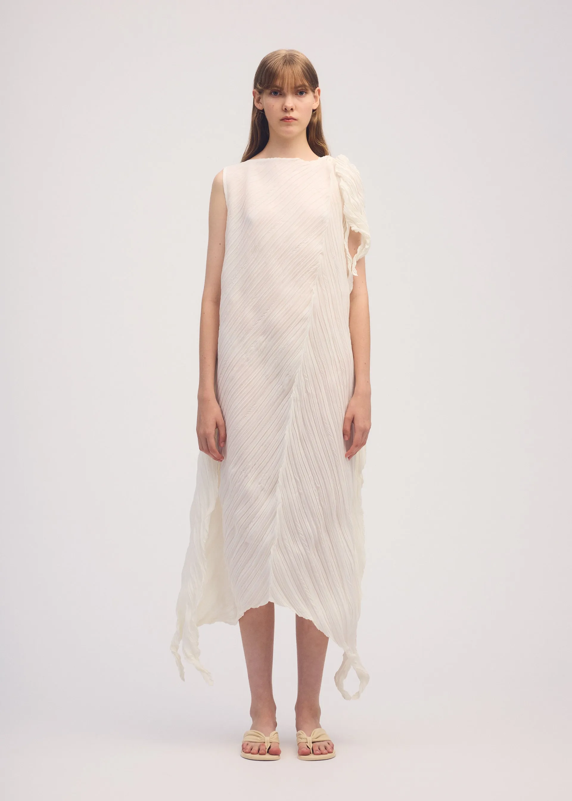 WRINKLED AND TWISTED sold by Issey Miyake product image thumbnail 5