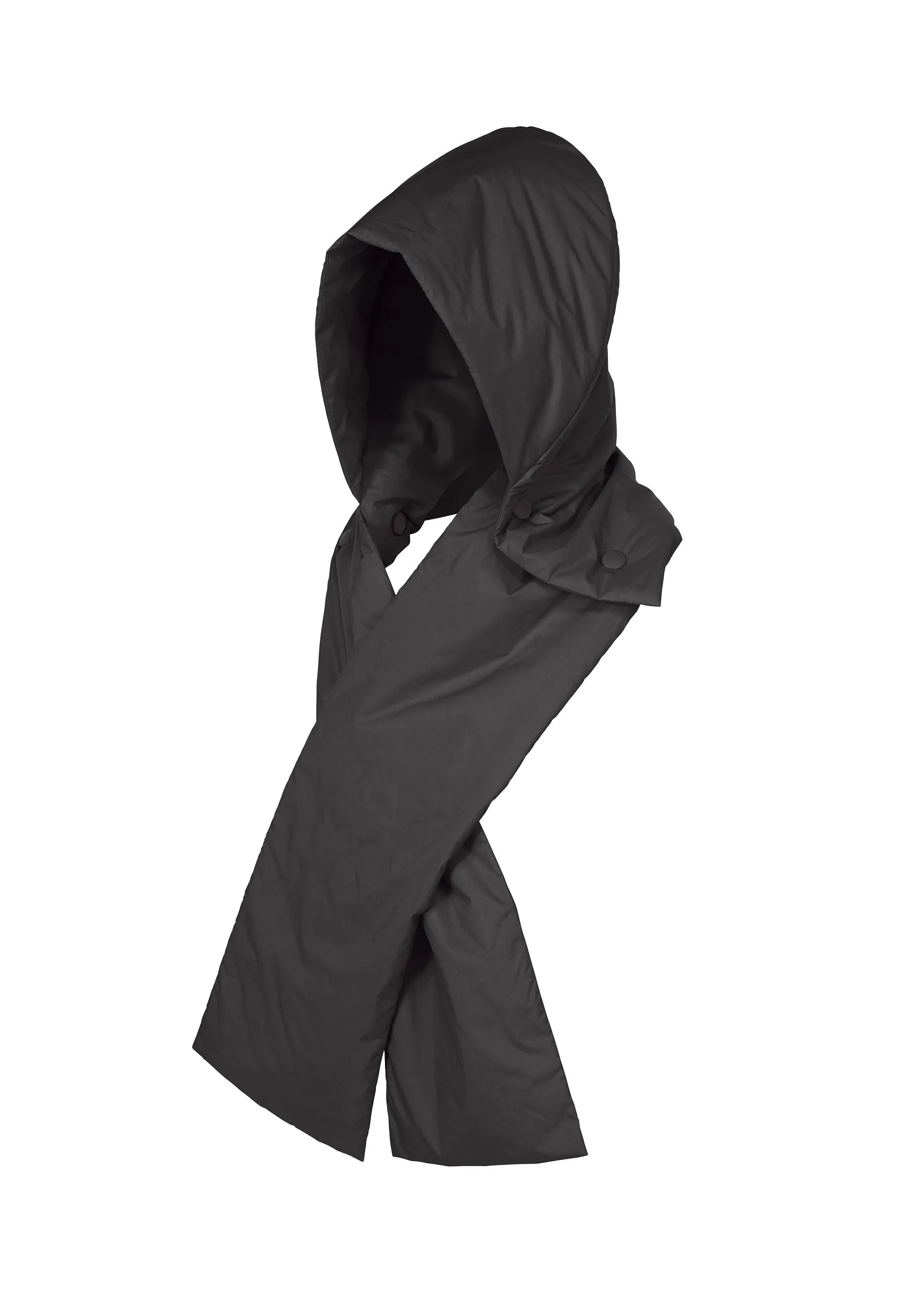 ARC PUFFER STOLE sold by Issey Miyake