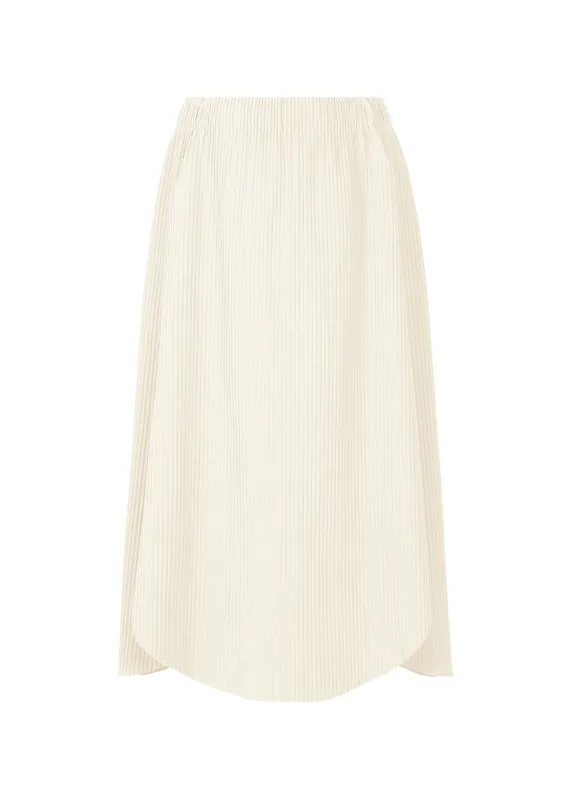 CLOVER PLEATS sold by Issey Miyake