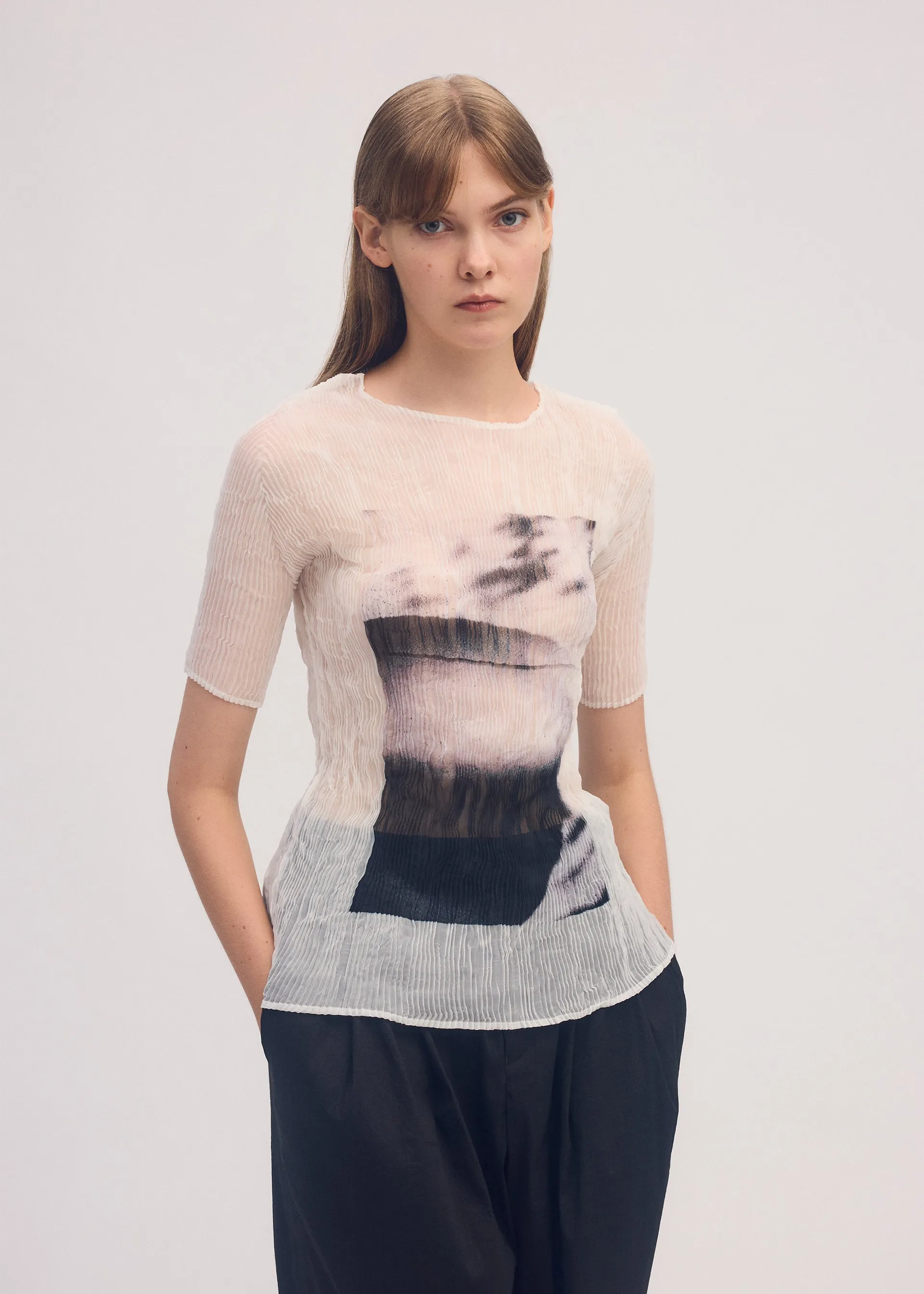 SHADOW STUDY CHIFFON TWIST sold by Issey Miyake product image thumbnail 5