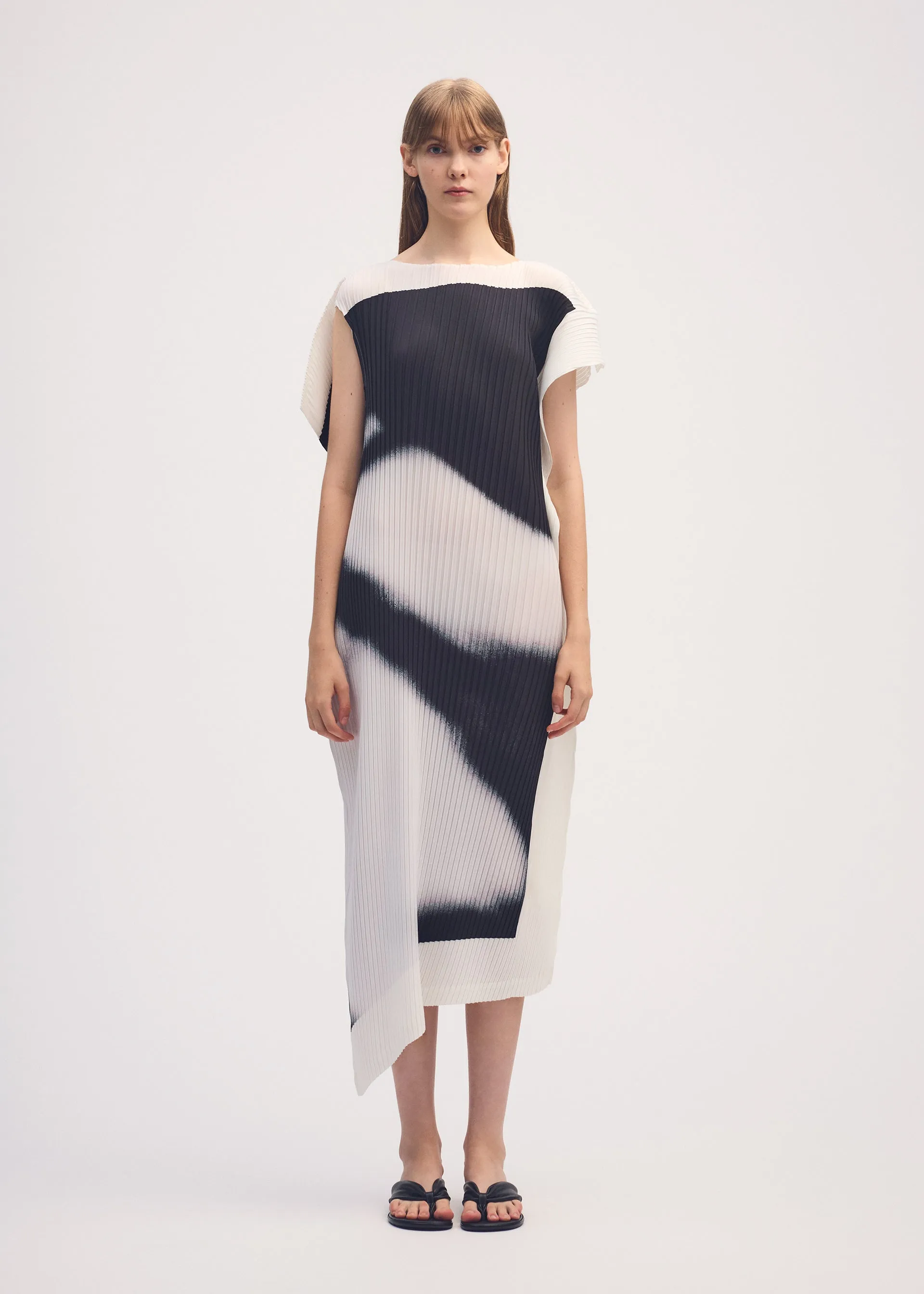 SHADOW STUDY PLEATS sold by Issey Miyake product image thumbnail 5