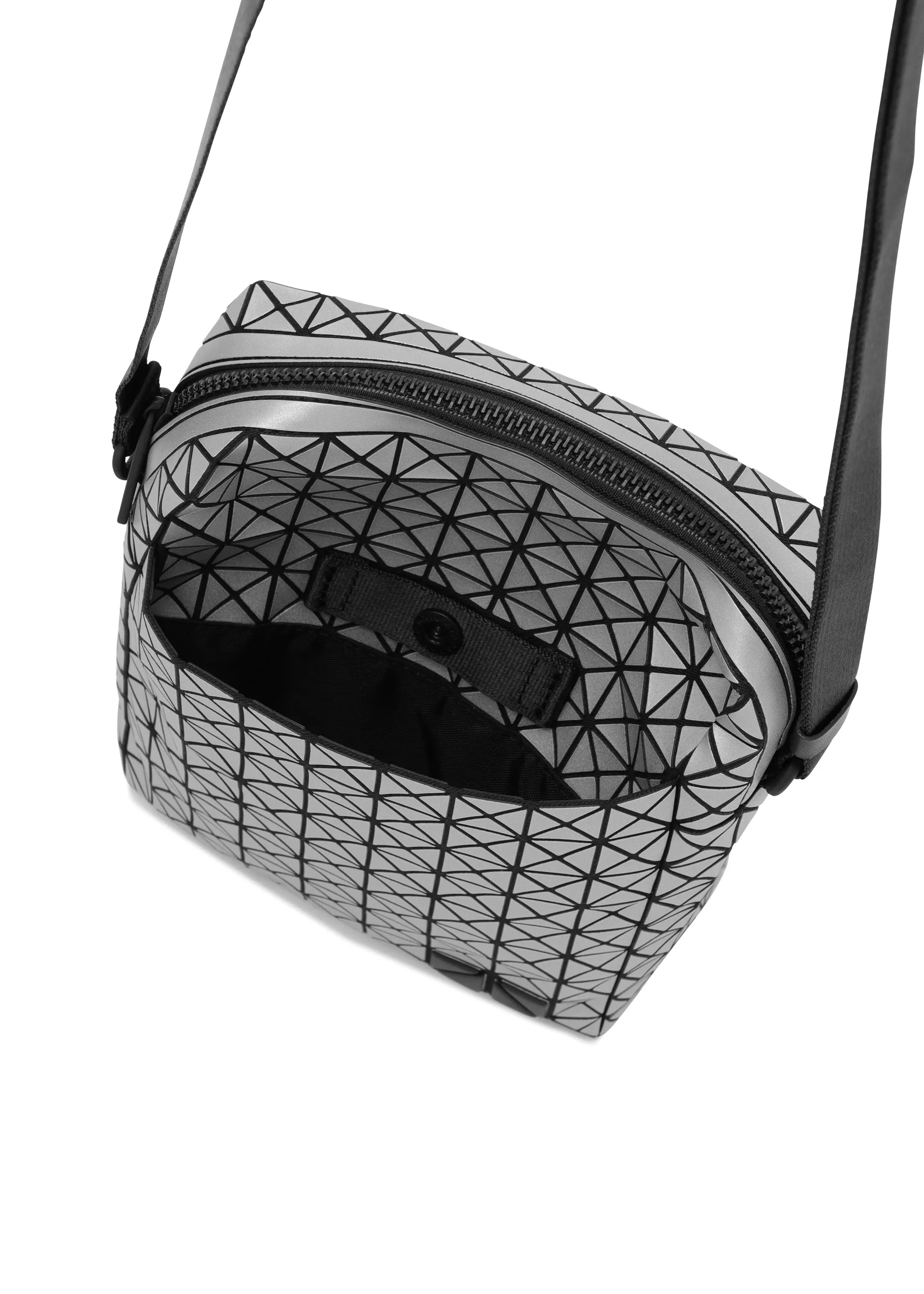 VOYAGER REFLECTOR sold by Issey Miyake product image thumbnail 4