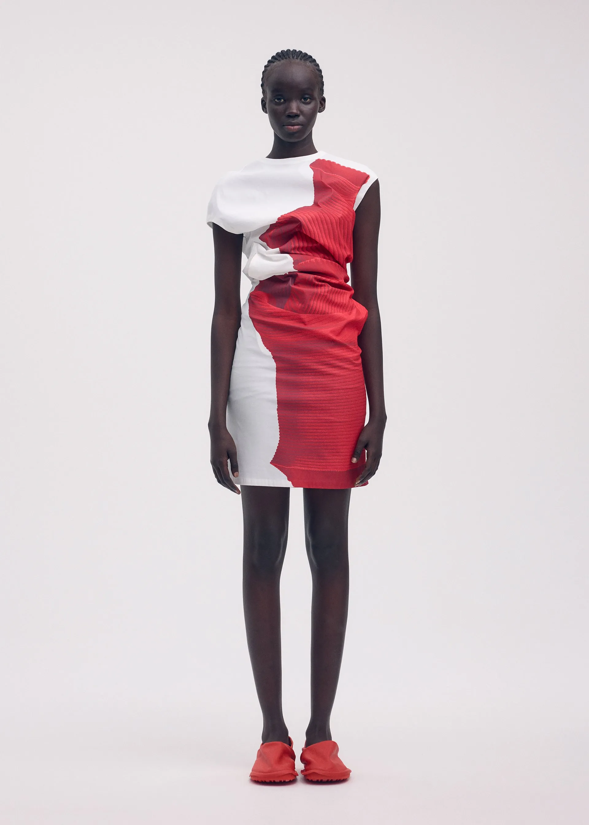 KNIT (AS REPRESENTED) sold by Issey Miyake product image thumbnail 3