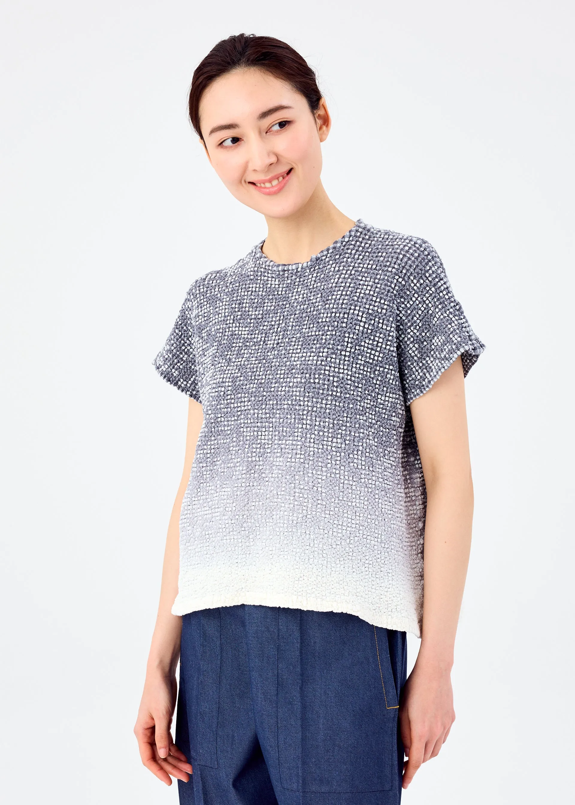 GRADATION GINGHAM CHECK CAULIFLOWER sold by Issey Miyake product image thumbnail 5