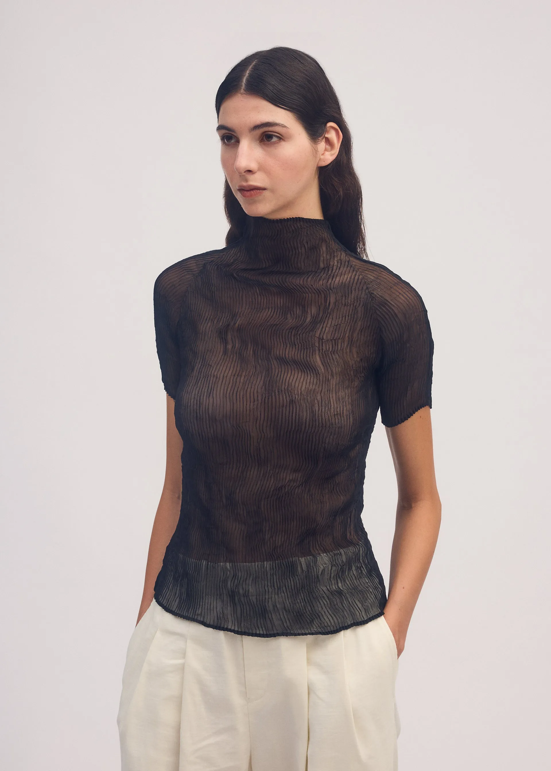 CHIFFON TWIST BK/WT sold by Issey Miyake product image thumbnail 5