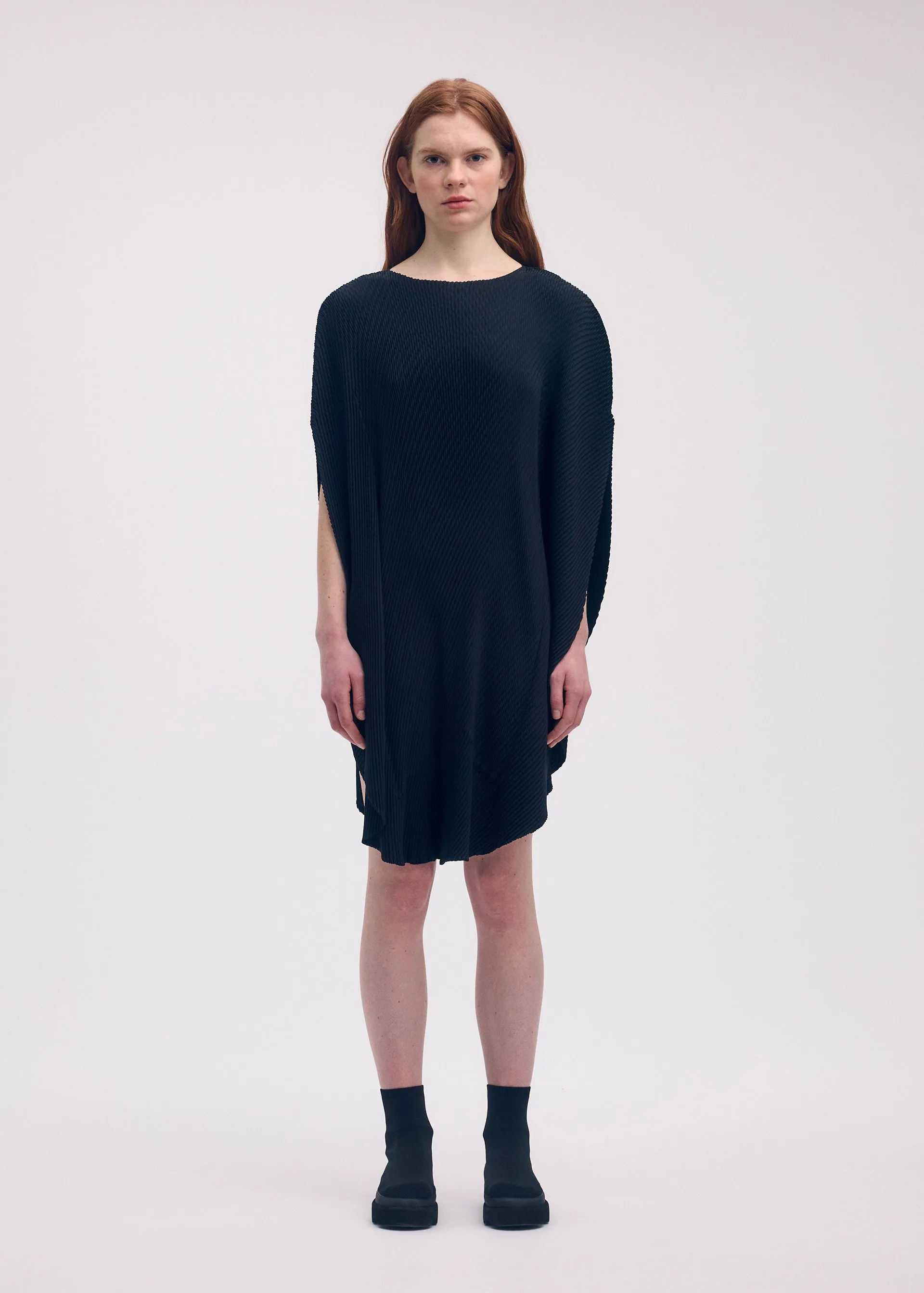 ORBICULAR PLEATS sold by Issey Miyake product image thumbnail 5