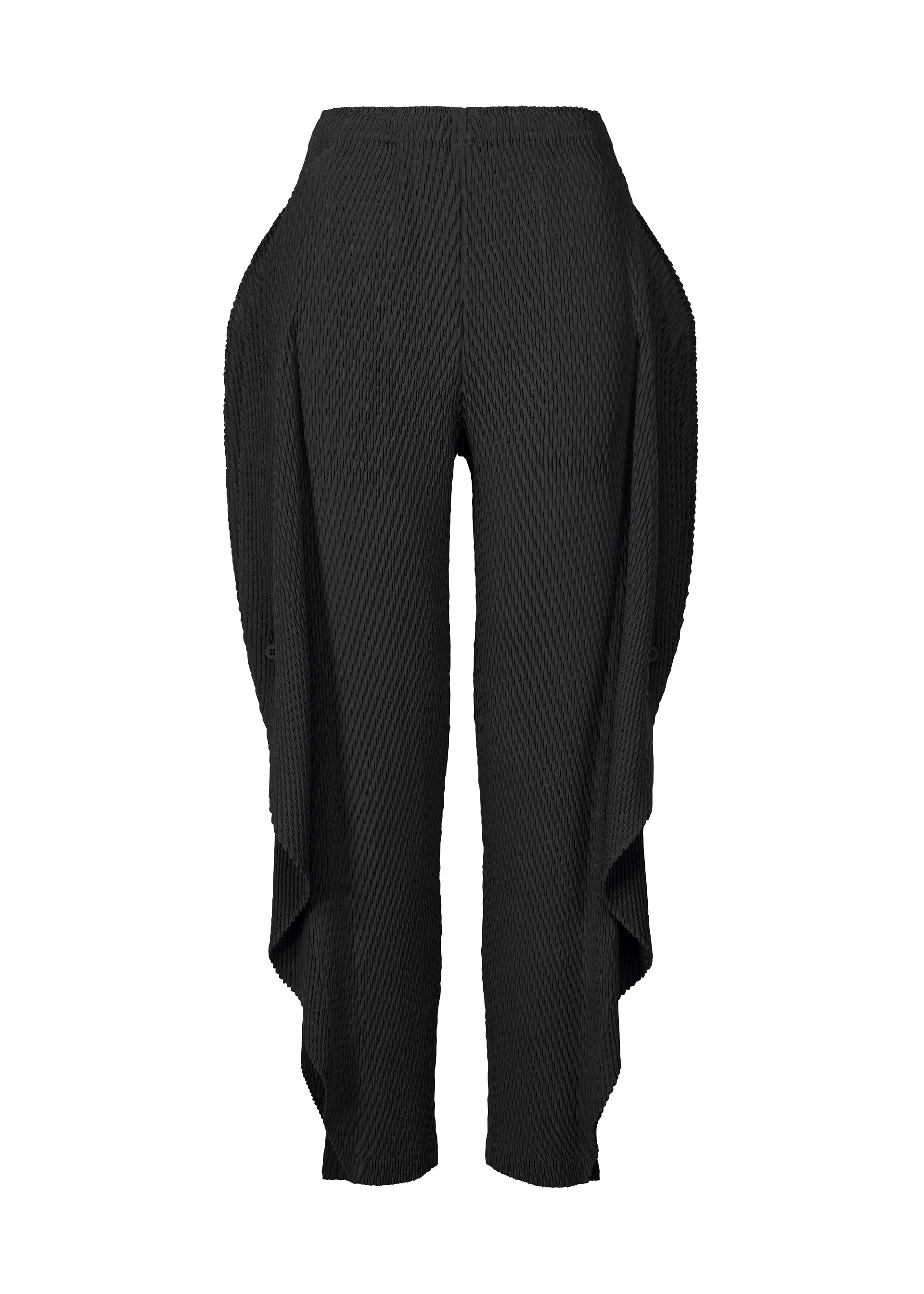 ORBICULAR PLEATS sold by Issey Miyake