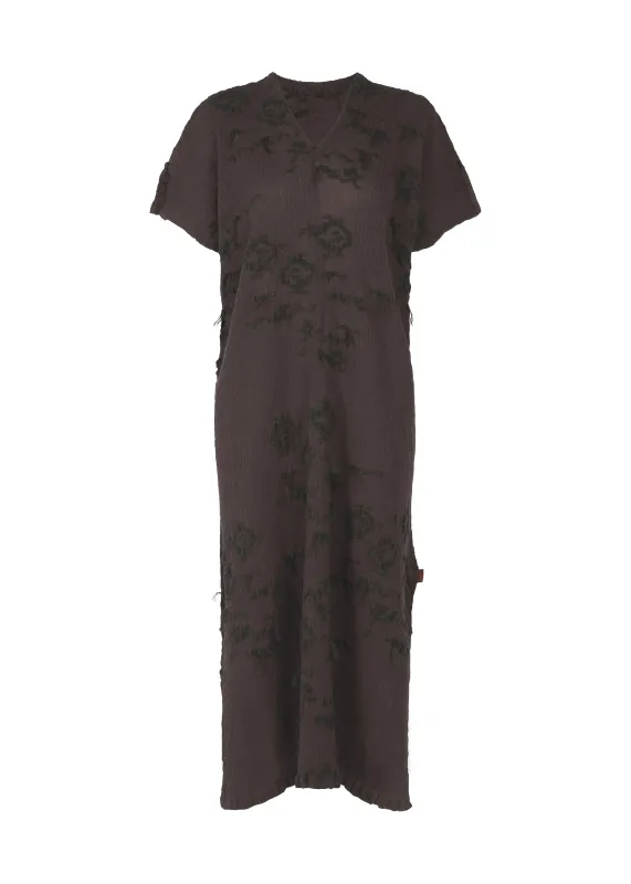 KYO CHIJIMI CUT LOOP sold by Issey Miyake