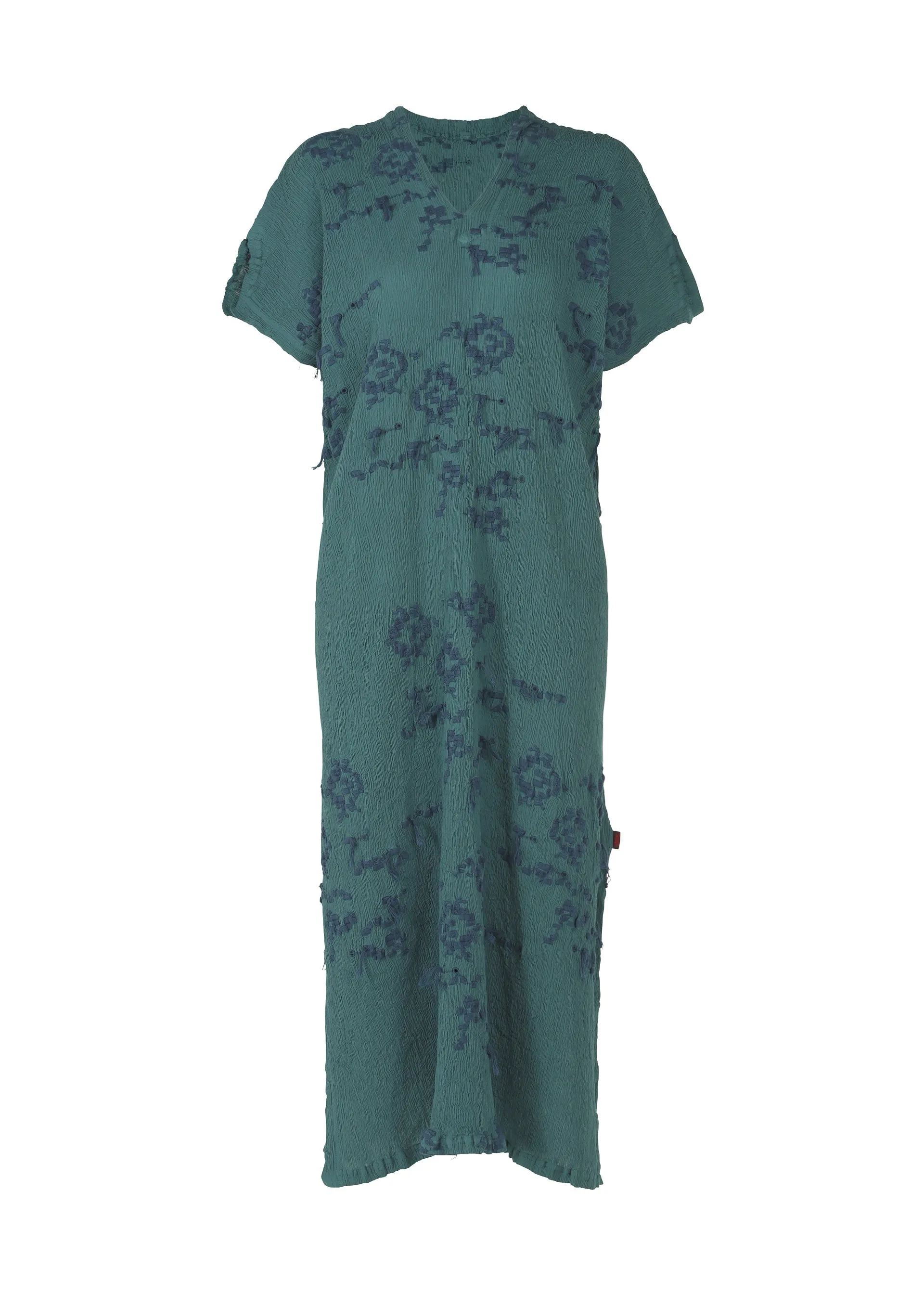 KYO CHIJIMI CUT LOOP sold by Issey Miyake product image thumbnail 3