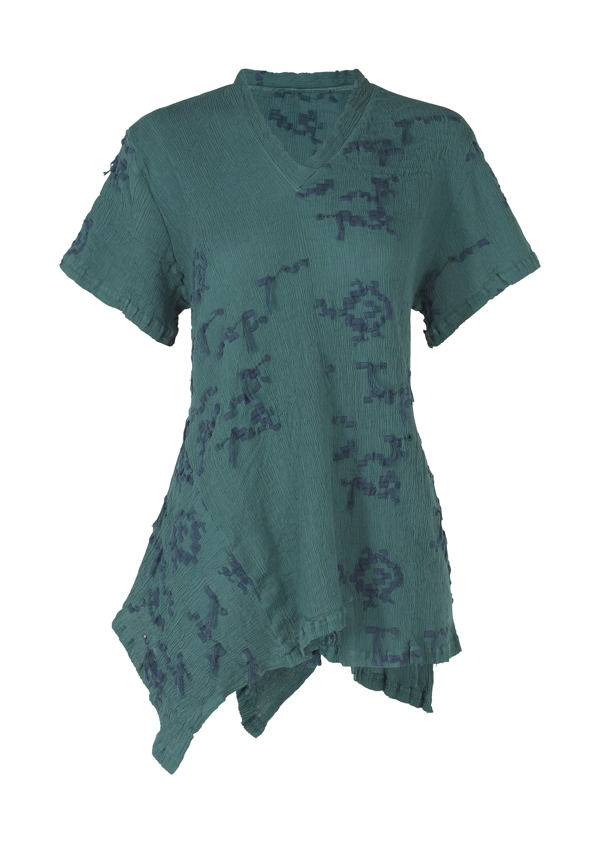 KYO CHIJIMI CUT LOOP sold by Issey Miyake product image thumbnail 3