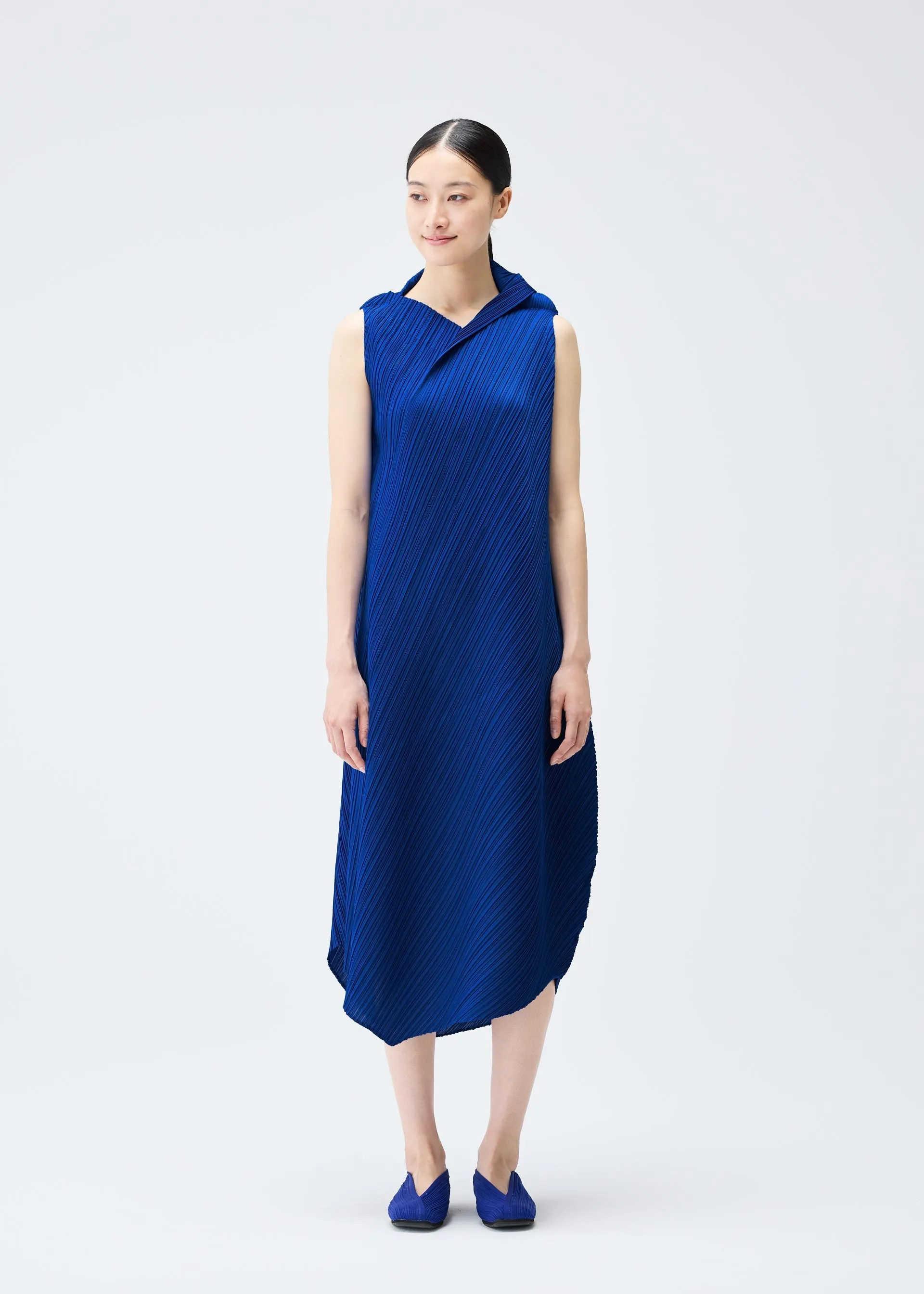 SWING sold by Issey Miyake product image thumbnail 5