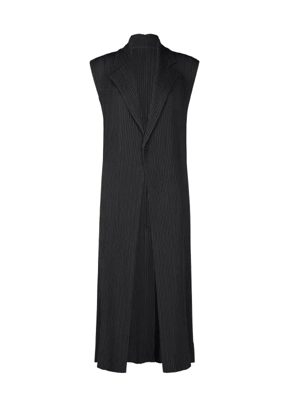 HATCHING PLEATS sold by Issey Miyake