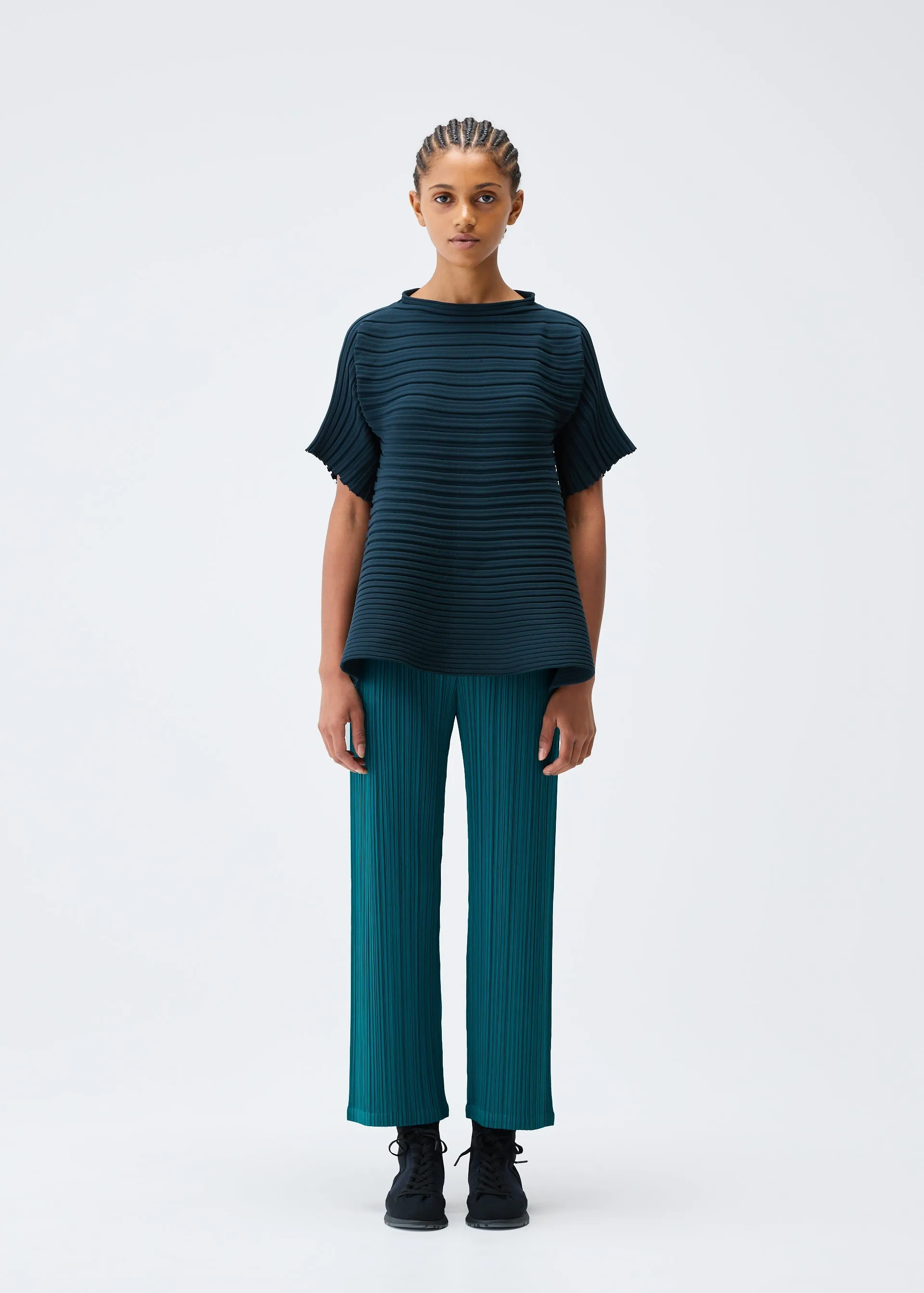 BOUNCE KNIT sold by Issey Miyake product image thumbnail 5