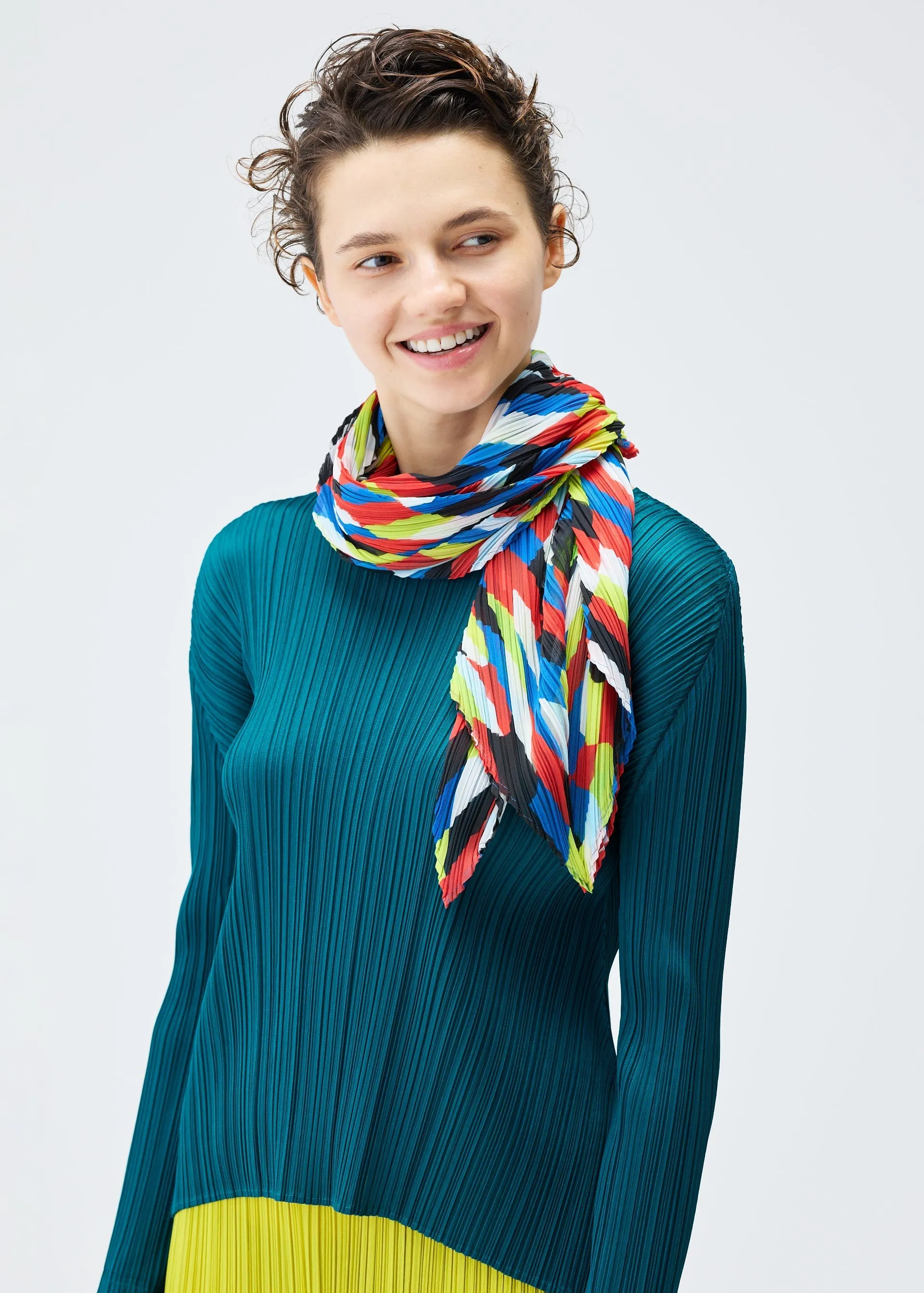 DANCING SQUARE SCARF sold by Issey Miyake product image thumbnail 5