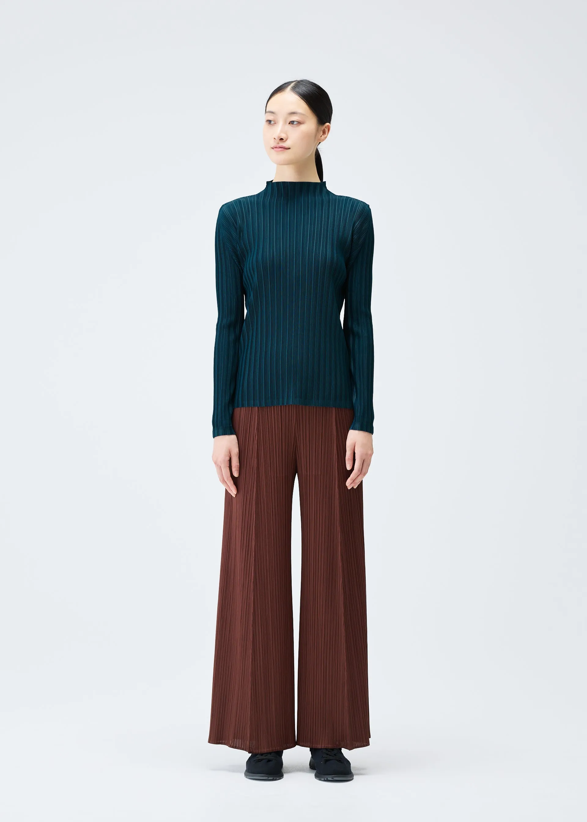 RIB PLEATS NOVEMBER sold by Issey Miyake product image thumbnail 5
