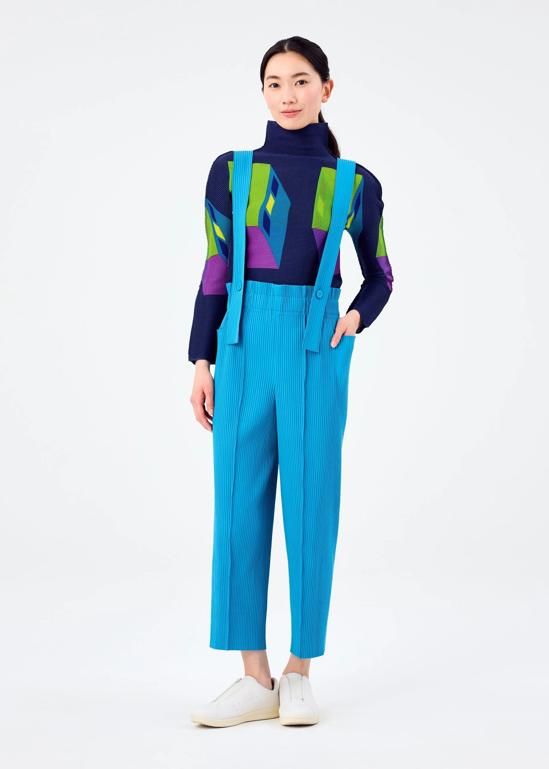 FINE KNIT PLEATS BOTTOM 3 sold by Issey Miyake product image thumbnail 5