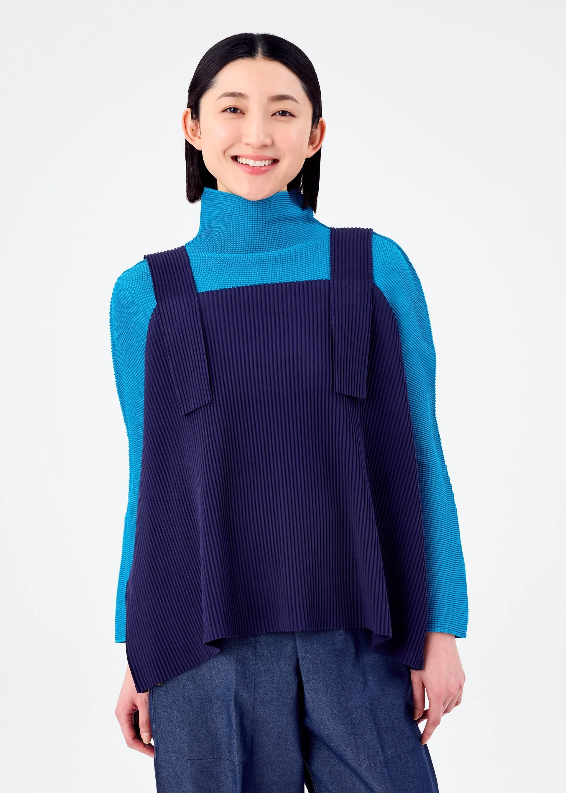 BELT PLEATS sold by Issey Miyake product image thumbnail 5