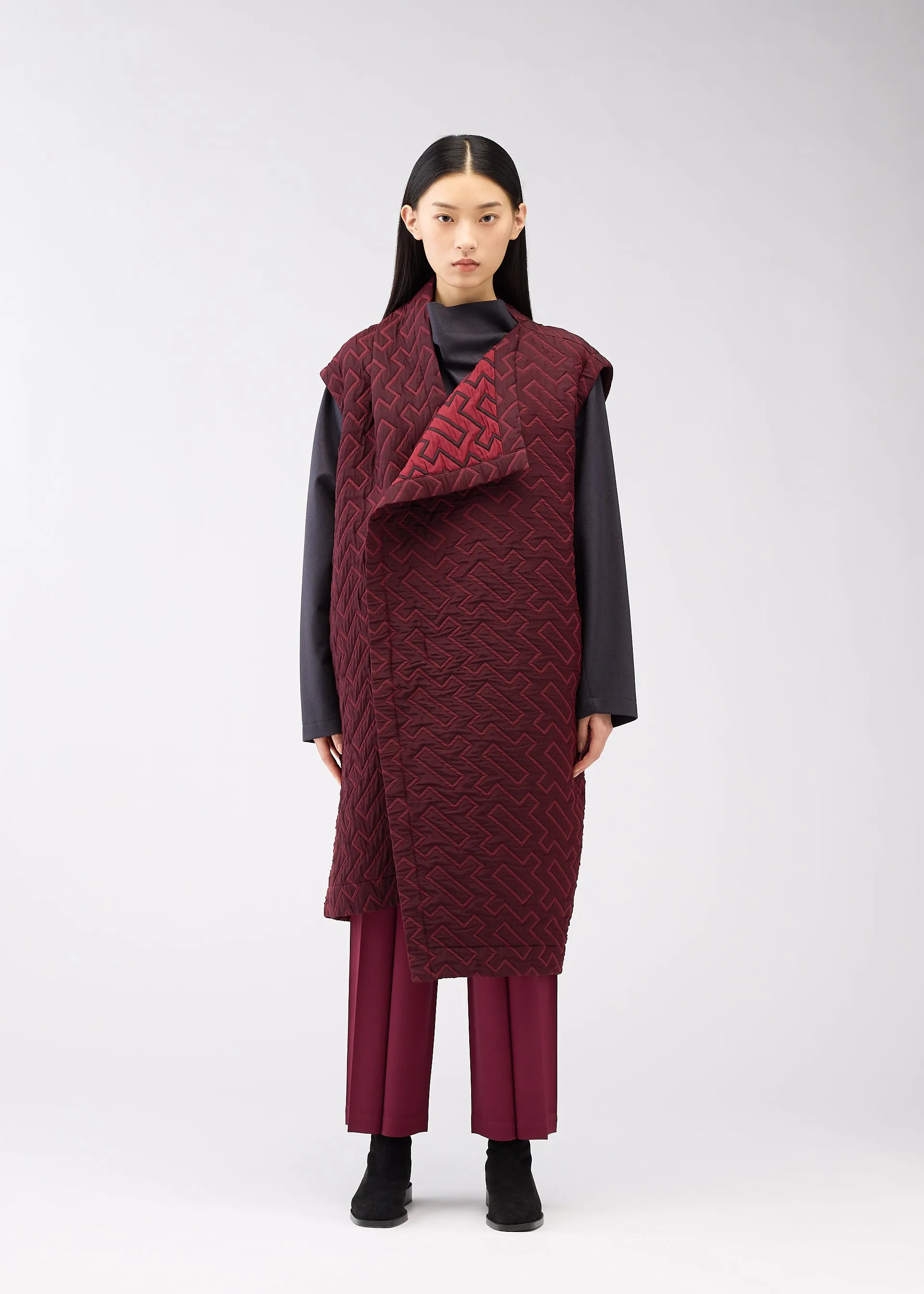 ONE CLOTH PUFF sold by Issey Miyake product image thumbnail 4
