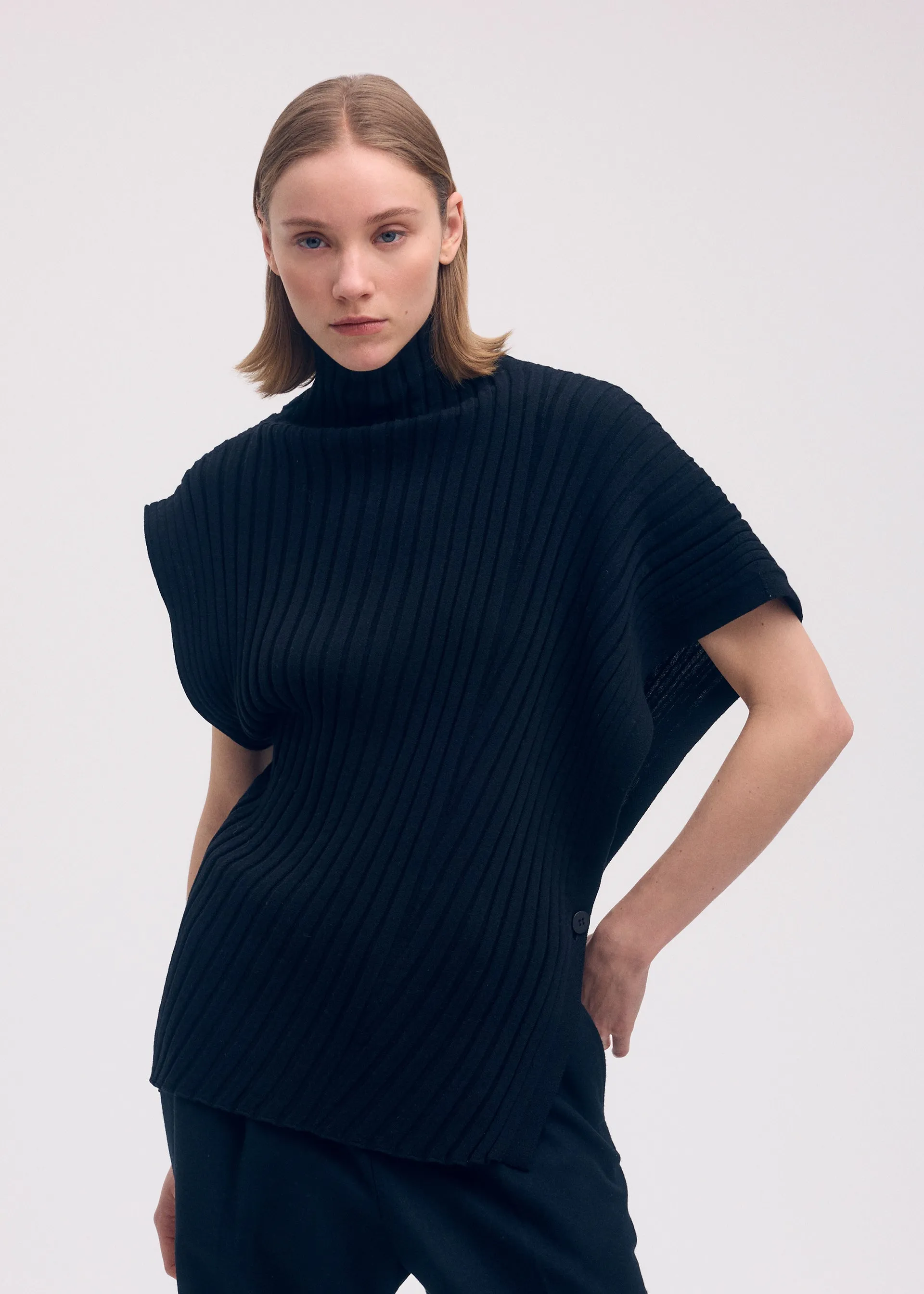COTTON CASHMERE KNIT sold by Issey Miyake product image thumbnail 5