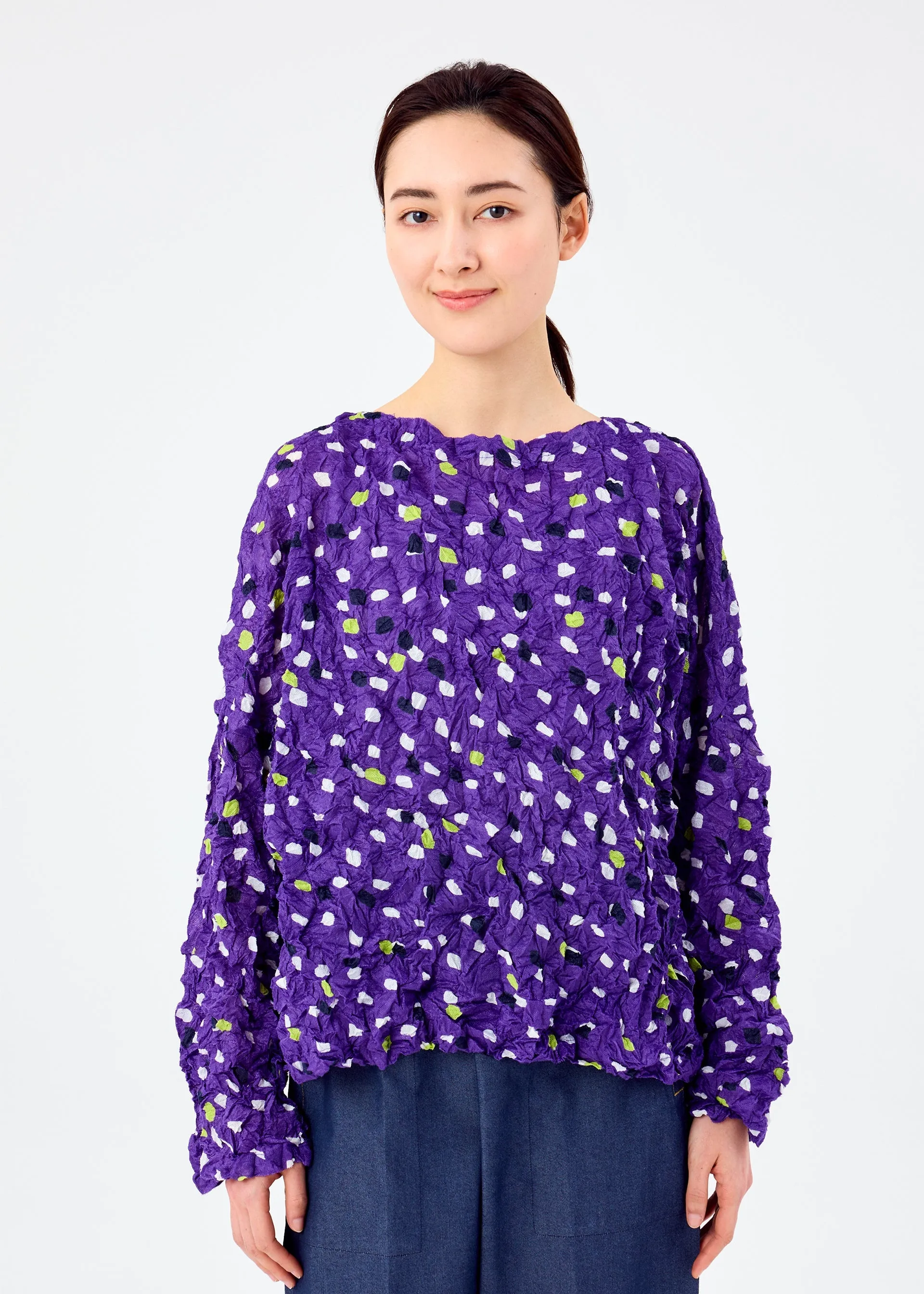 TIME DOTS VELOUR MERINGUE sold by Issey Miyake product image thumbnail 5