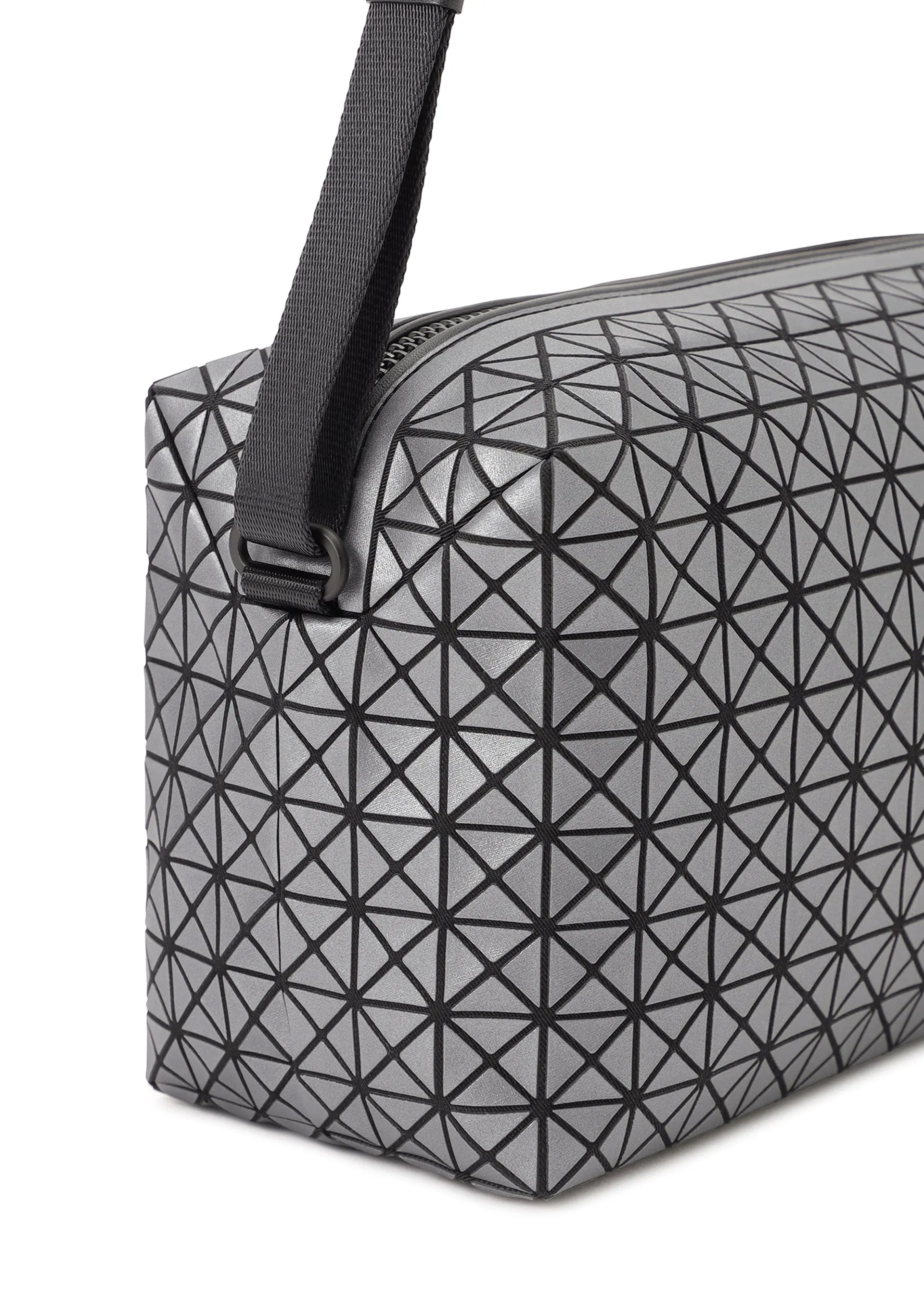 SADDLE BAG REFLECTOR sold by Issey Miyake product image thumbnail 4