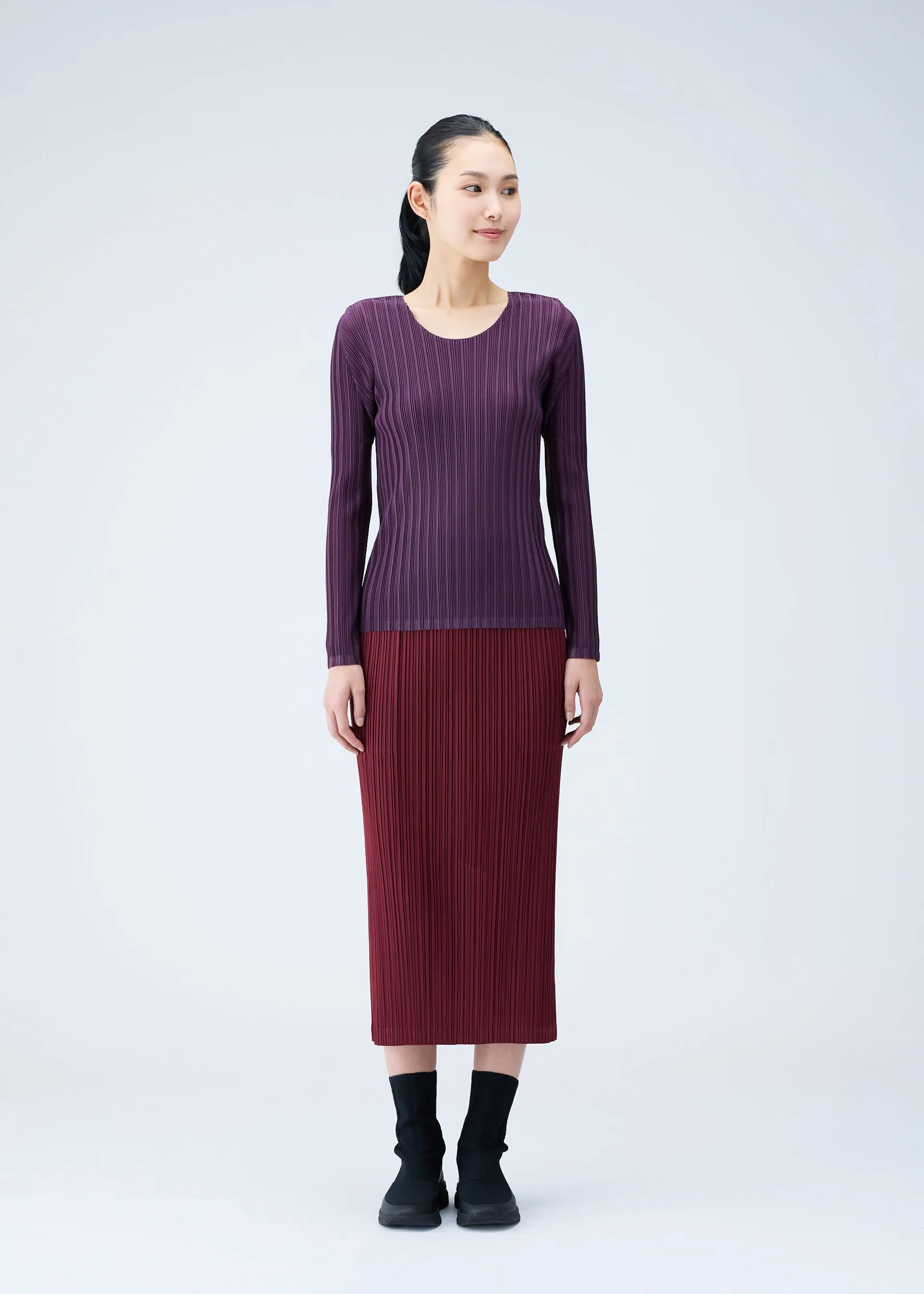 RIB PLEATS OCTOBER TOP sold by Issey Miyake product image thumbnail 2