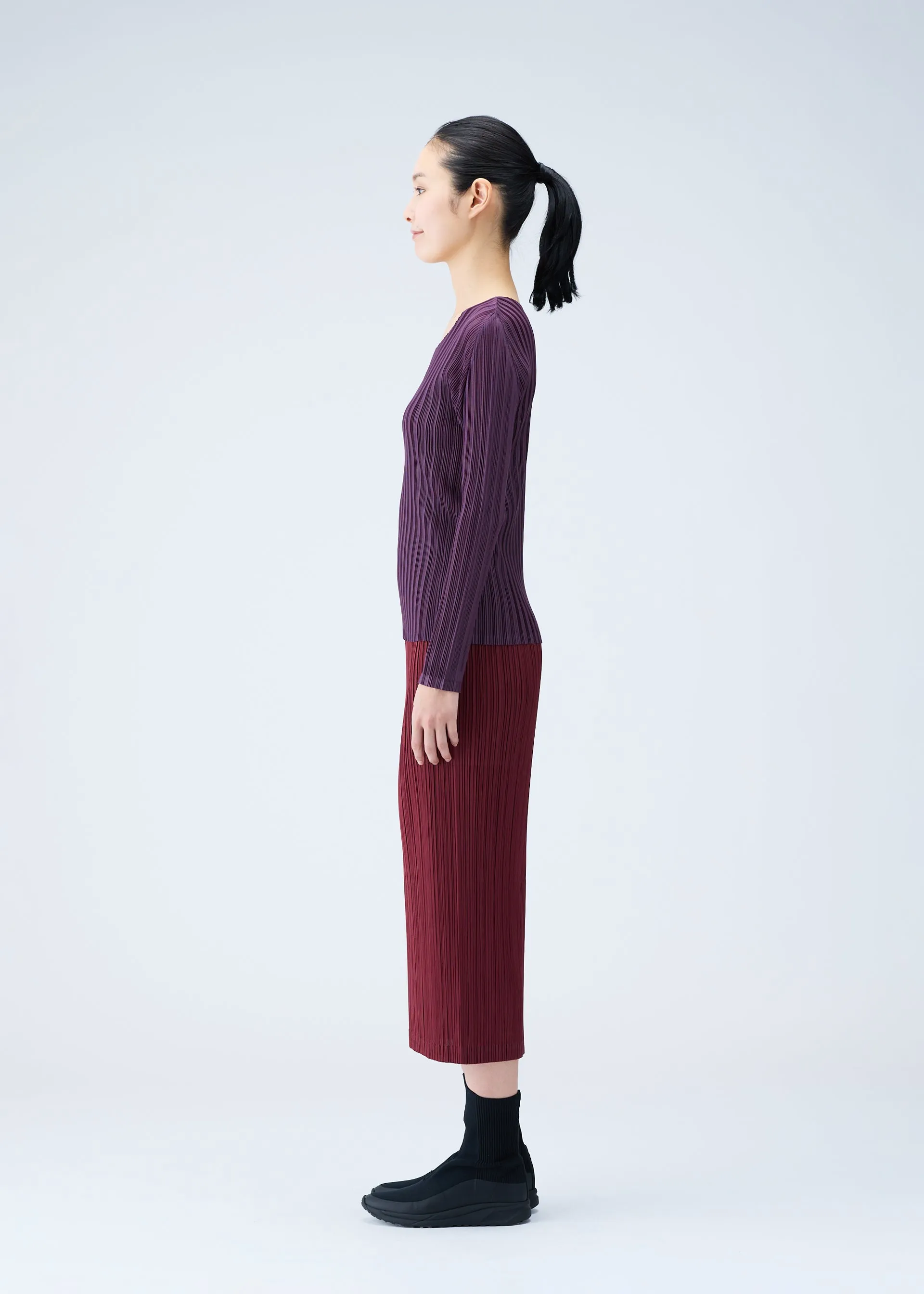 RIB PLEATS OCTOBER TOP sold by Issey Miyake product image thumbnail 3